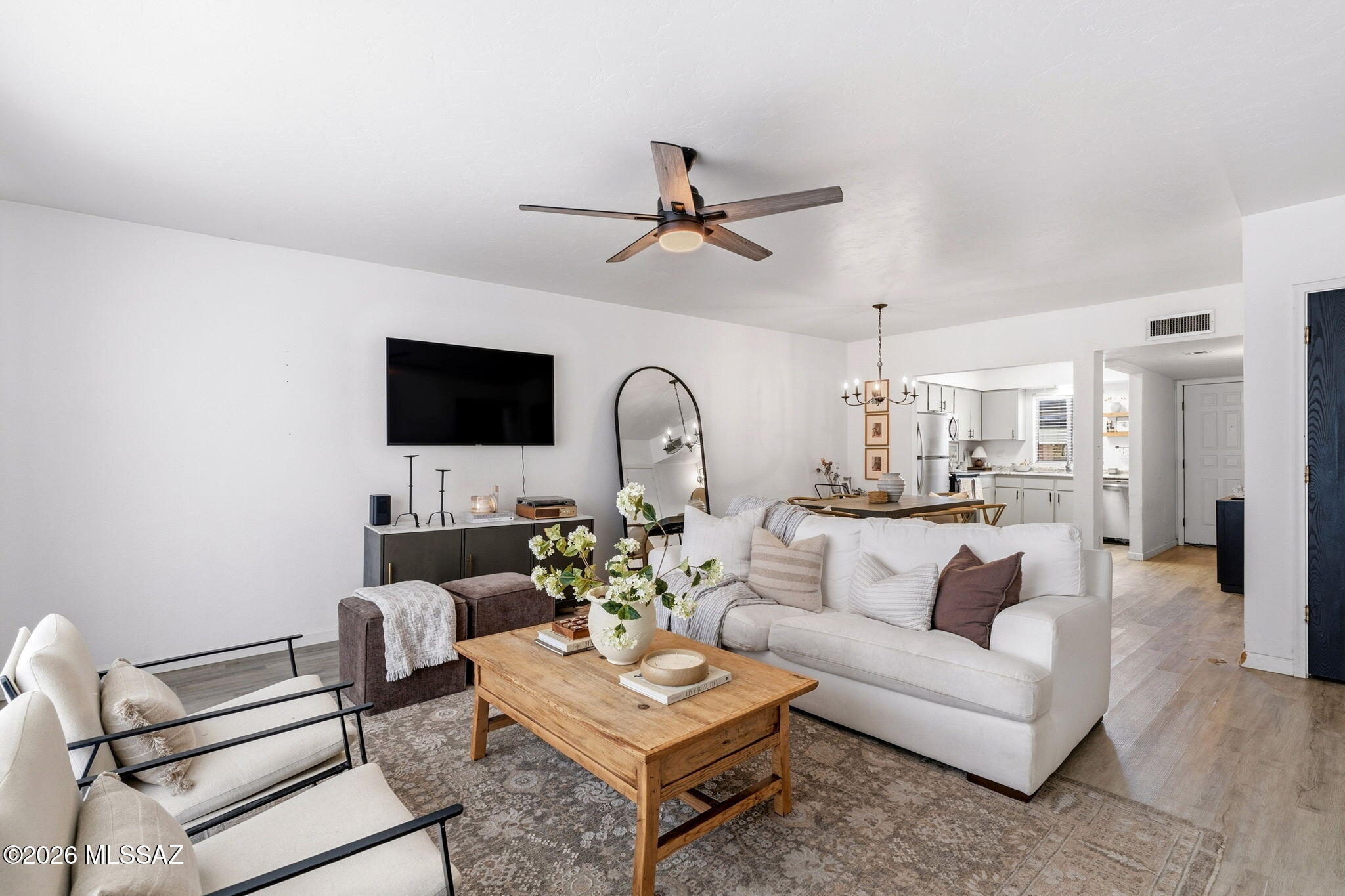 Pantano Park Townhouses - Residential