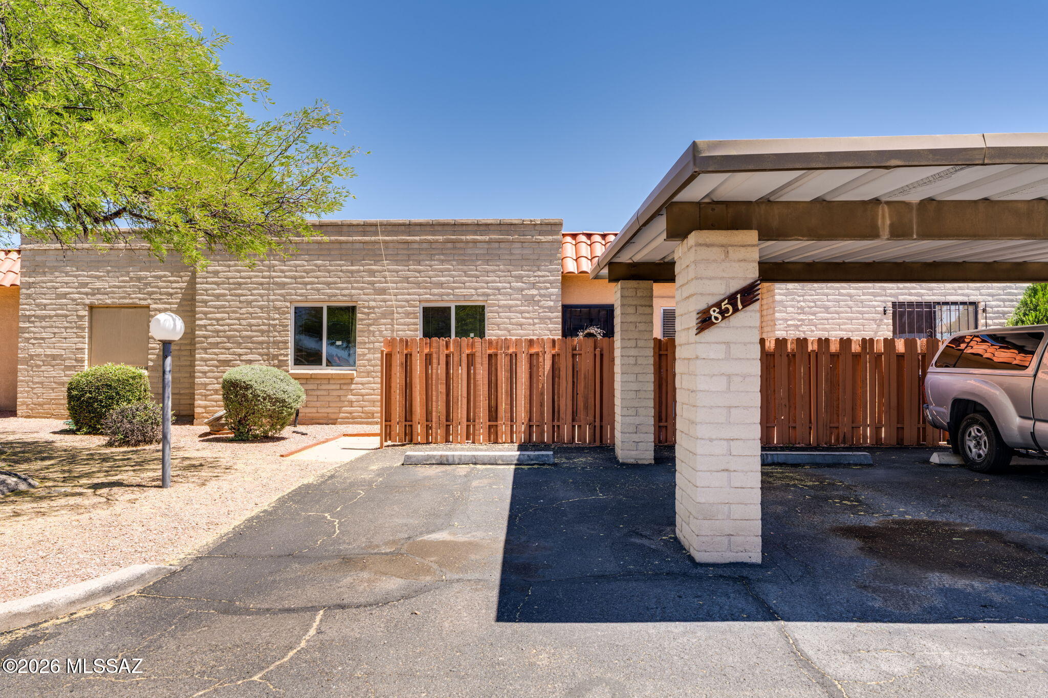 851 S Pantano Parkway