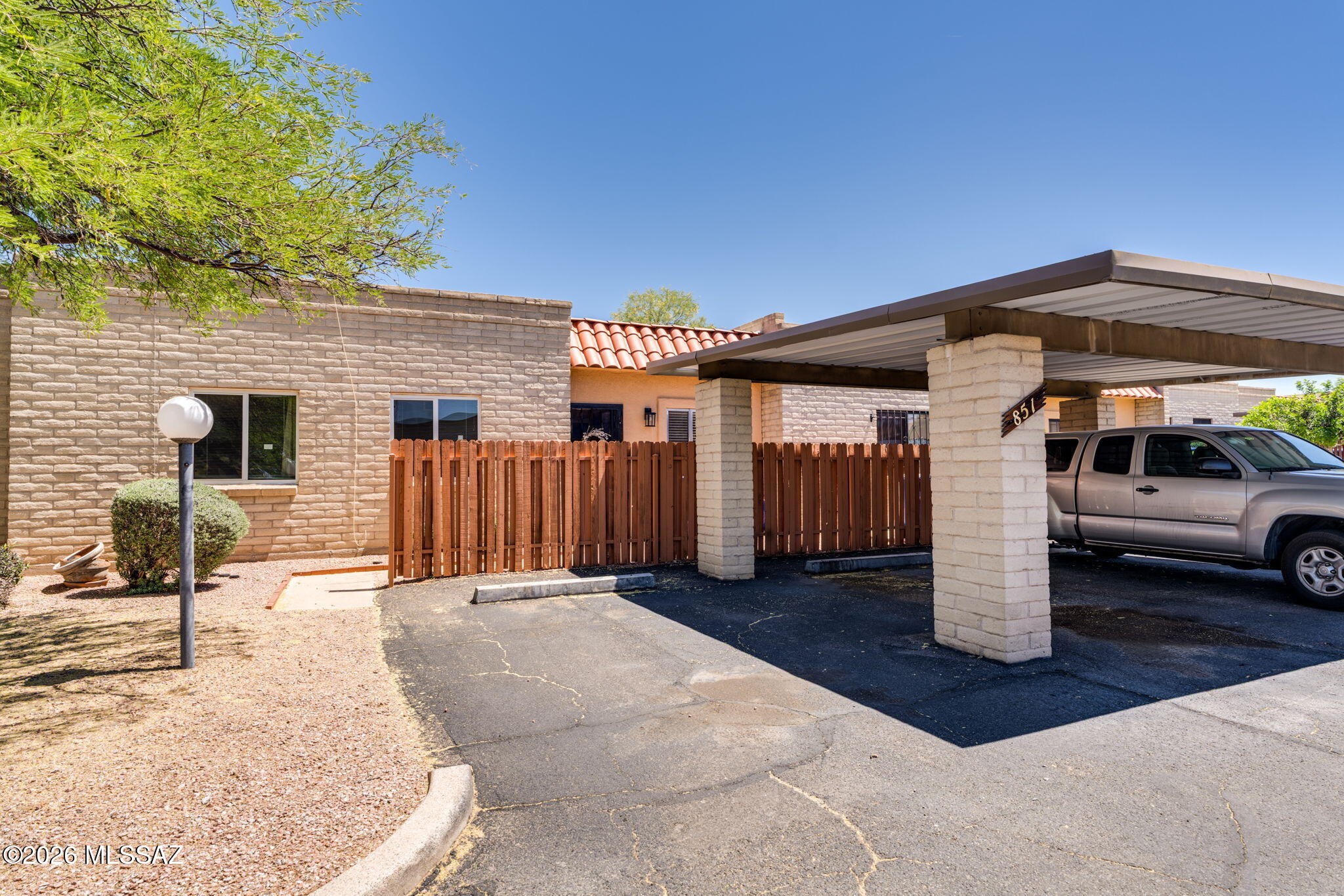851 S Pantano Parkway