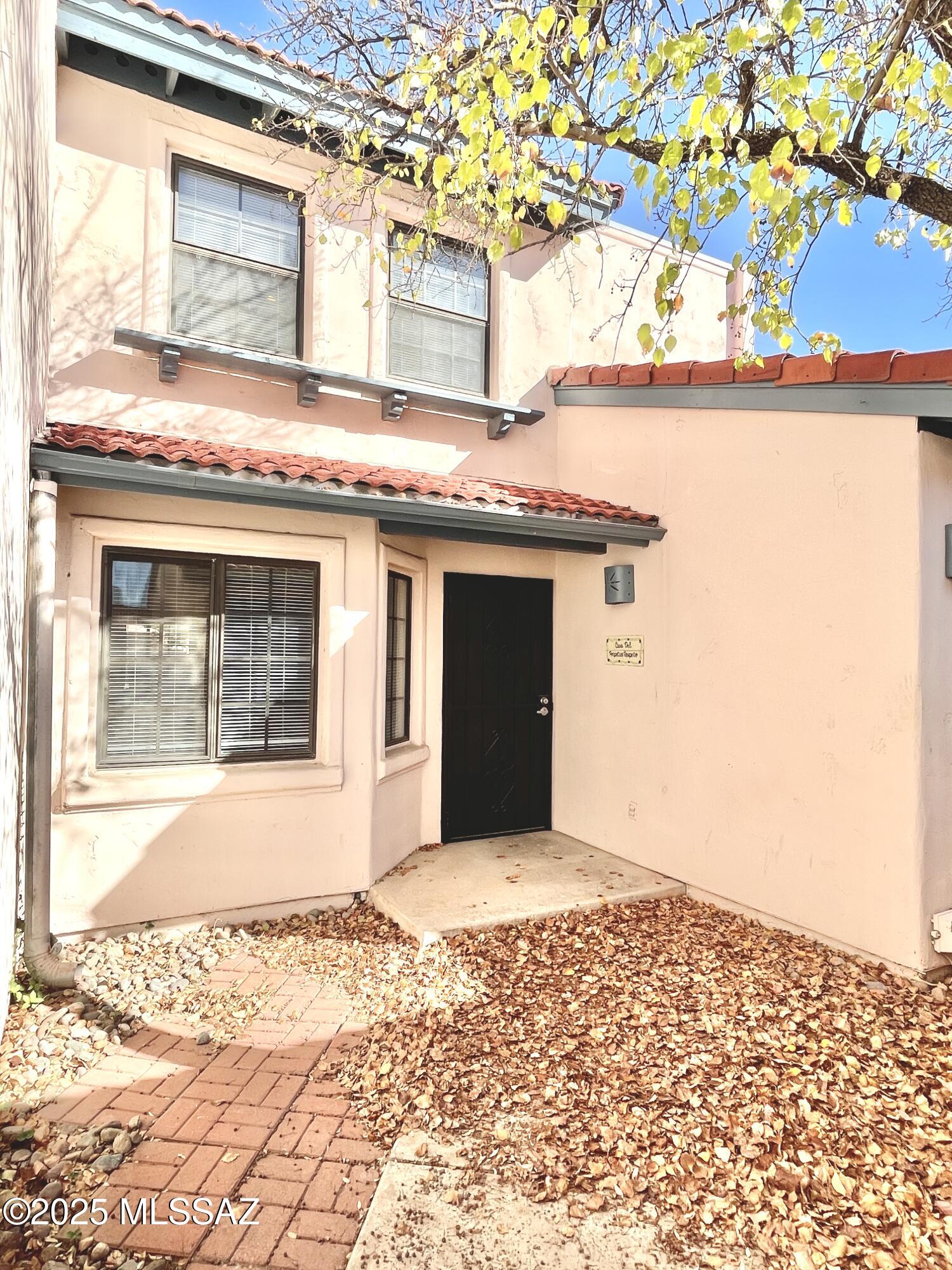 Encanto Court Amnd. - Residential Lease