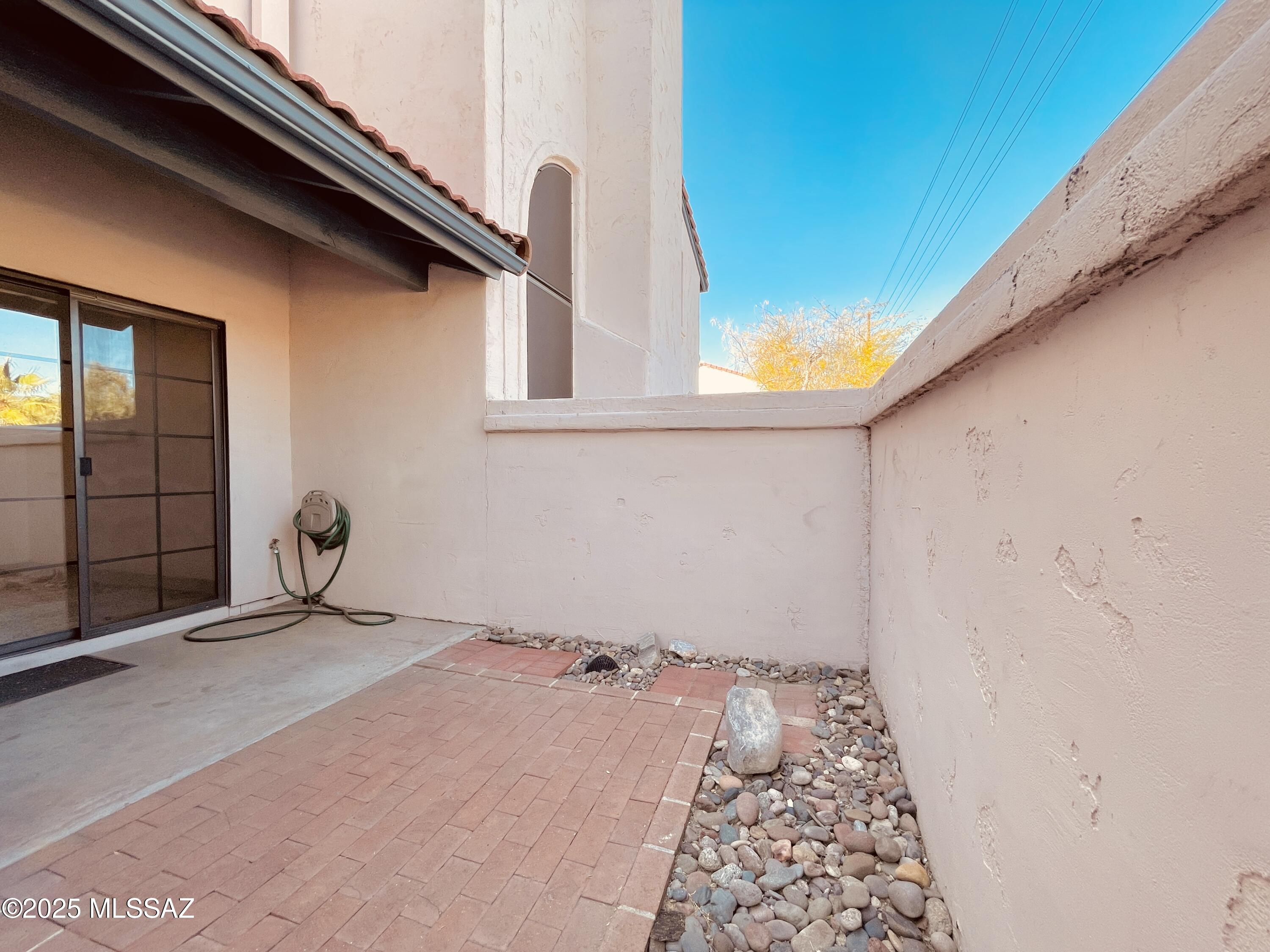 Encanto Court Amnd. - Residential Lease