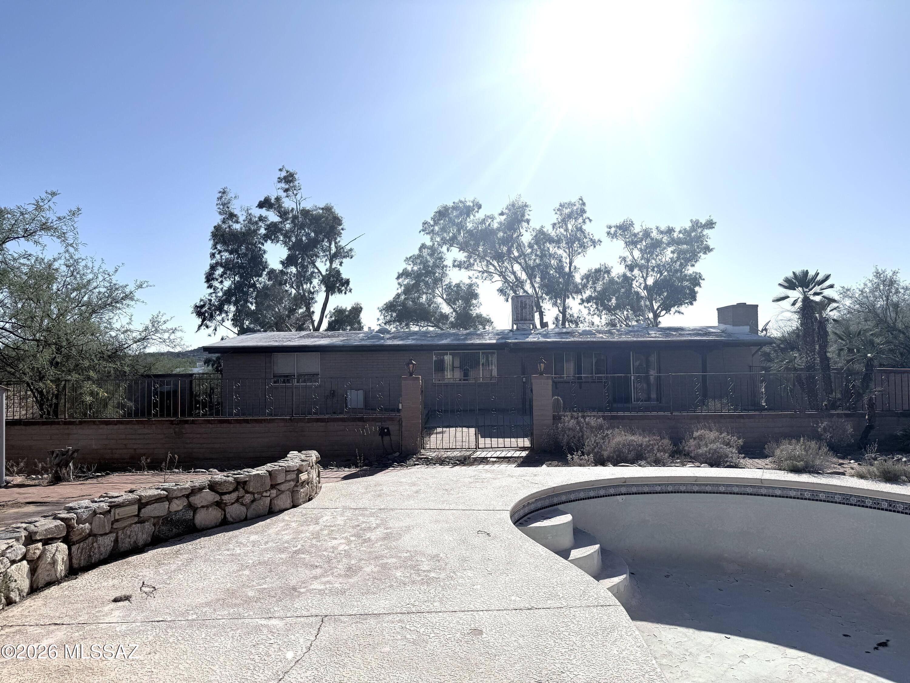 Rancho Sierra  (1-100) - Residential