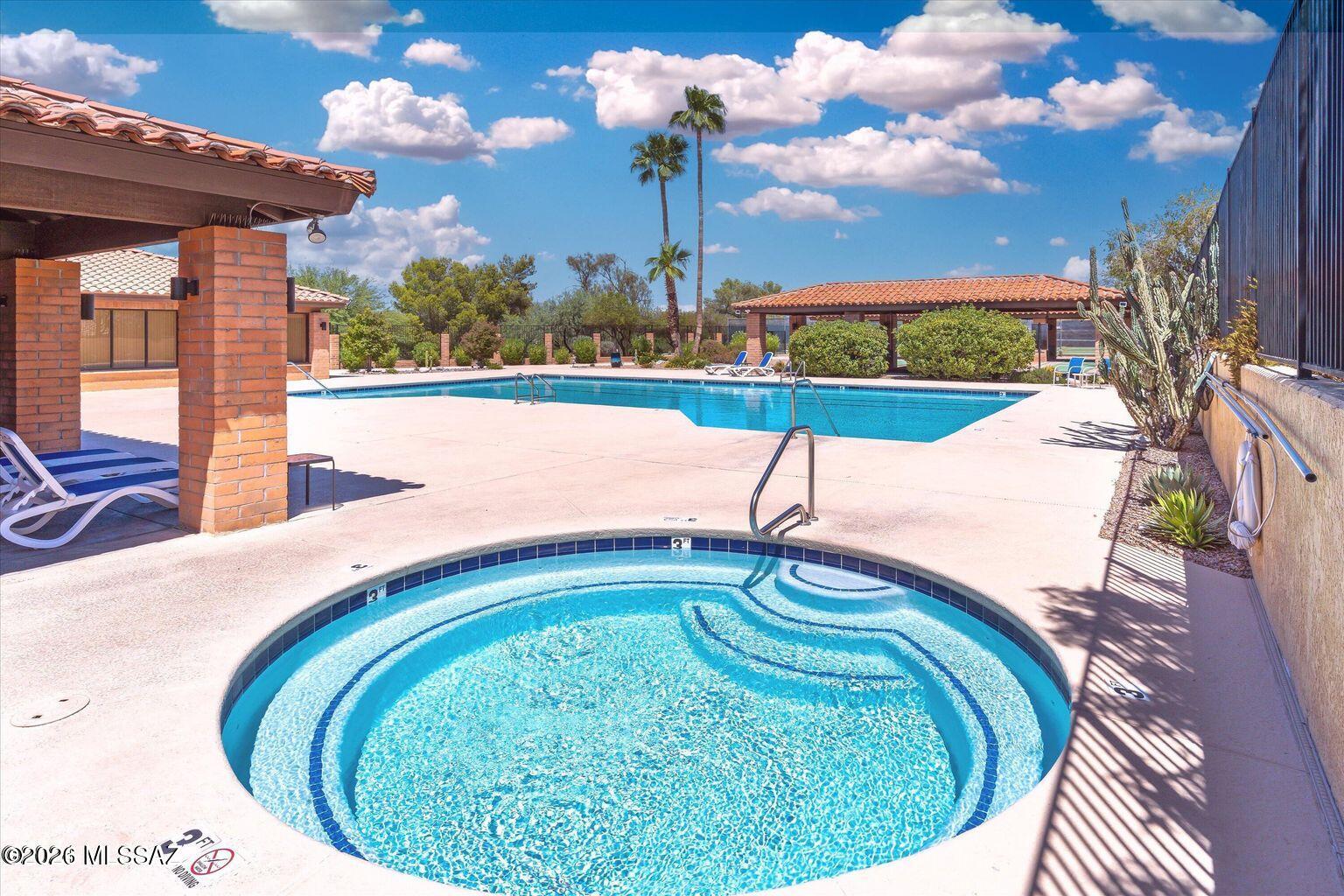 La Cholla Hills(314-353) - Residential
