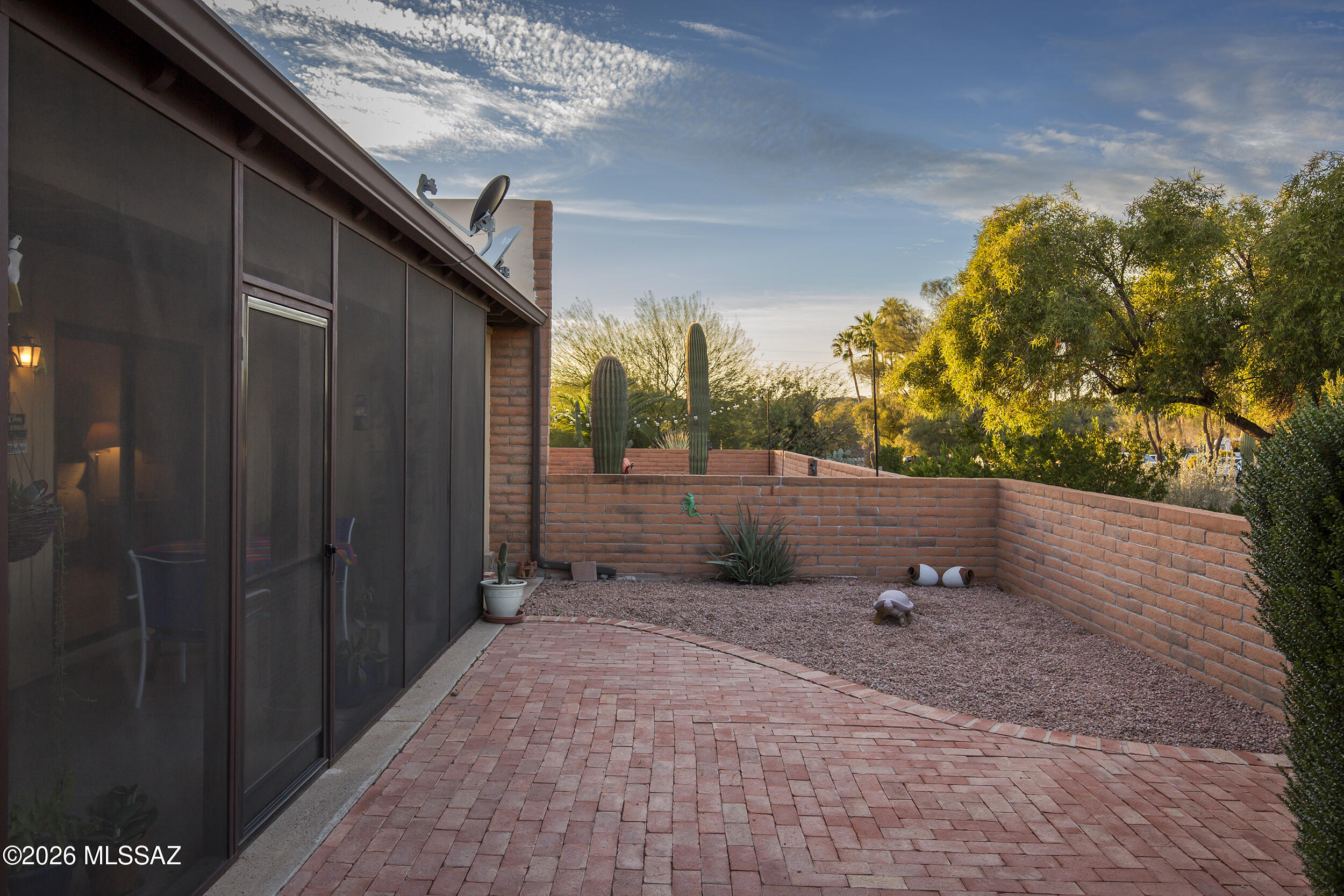 La Cholla Hills(314-353) - Residential