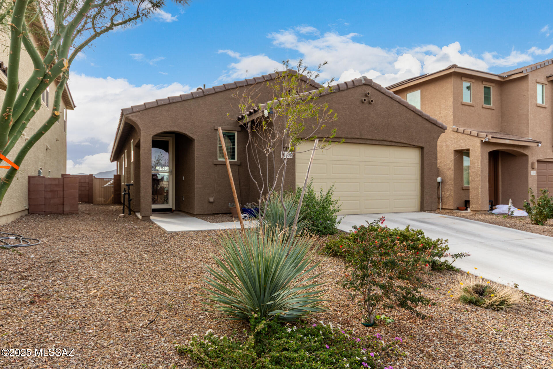 11308 S Weismann Drive