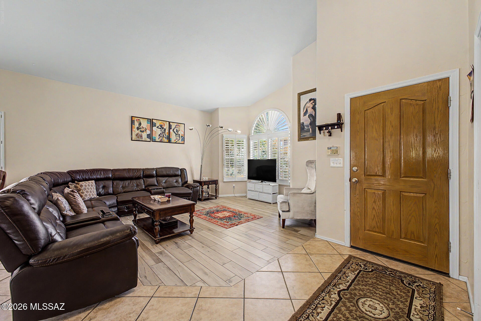 10527 N Camino Rosas Nuevas