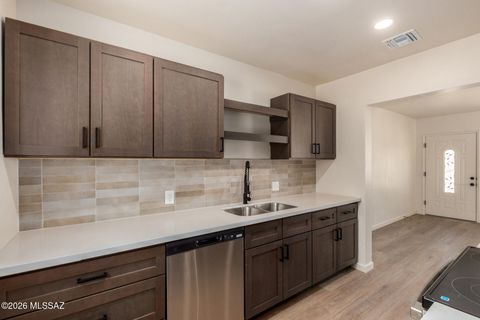 2932 N Castro Avenue Tucson AZ 85705