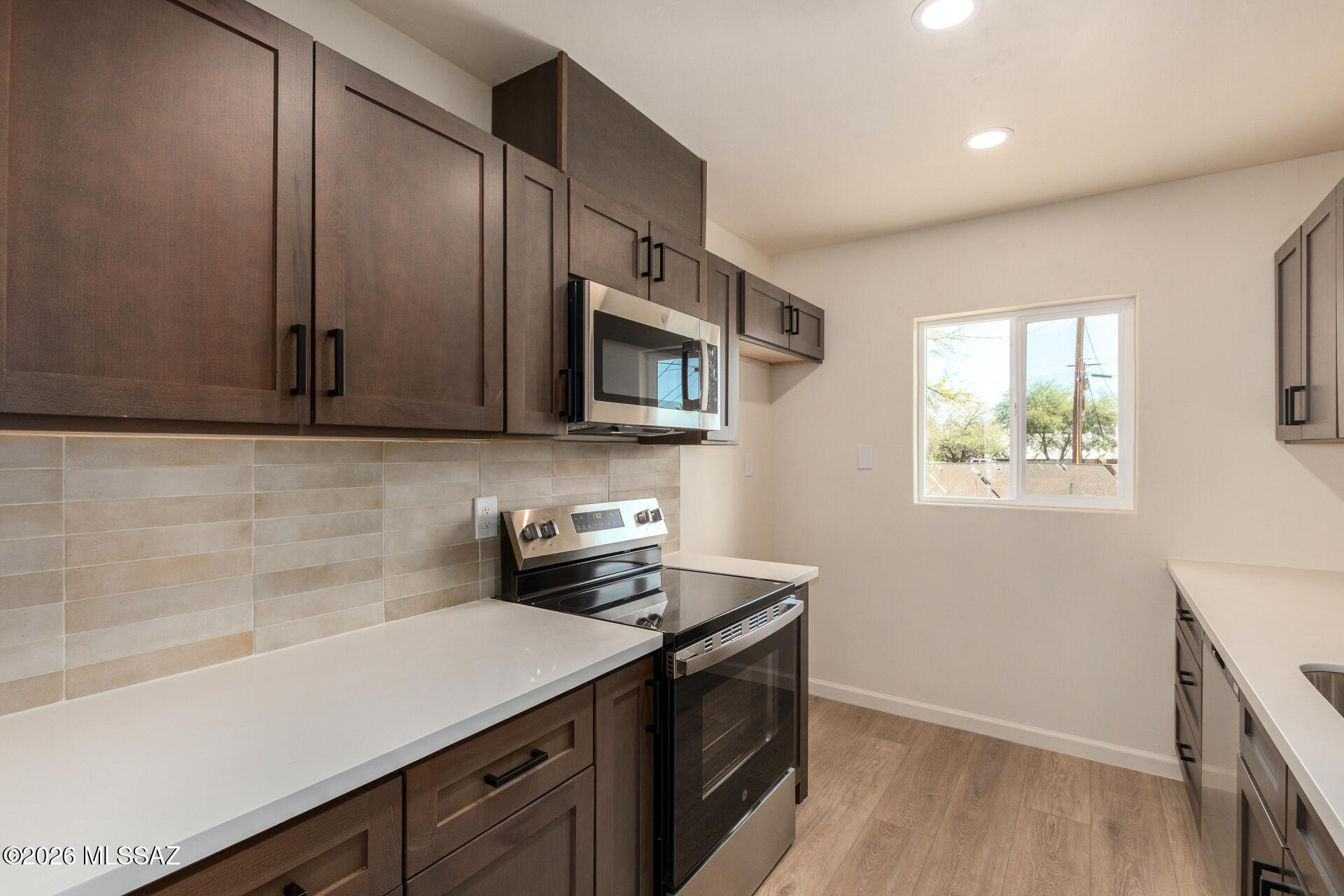 2932 N Castro Avenue