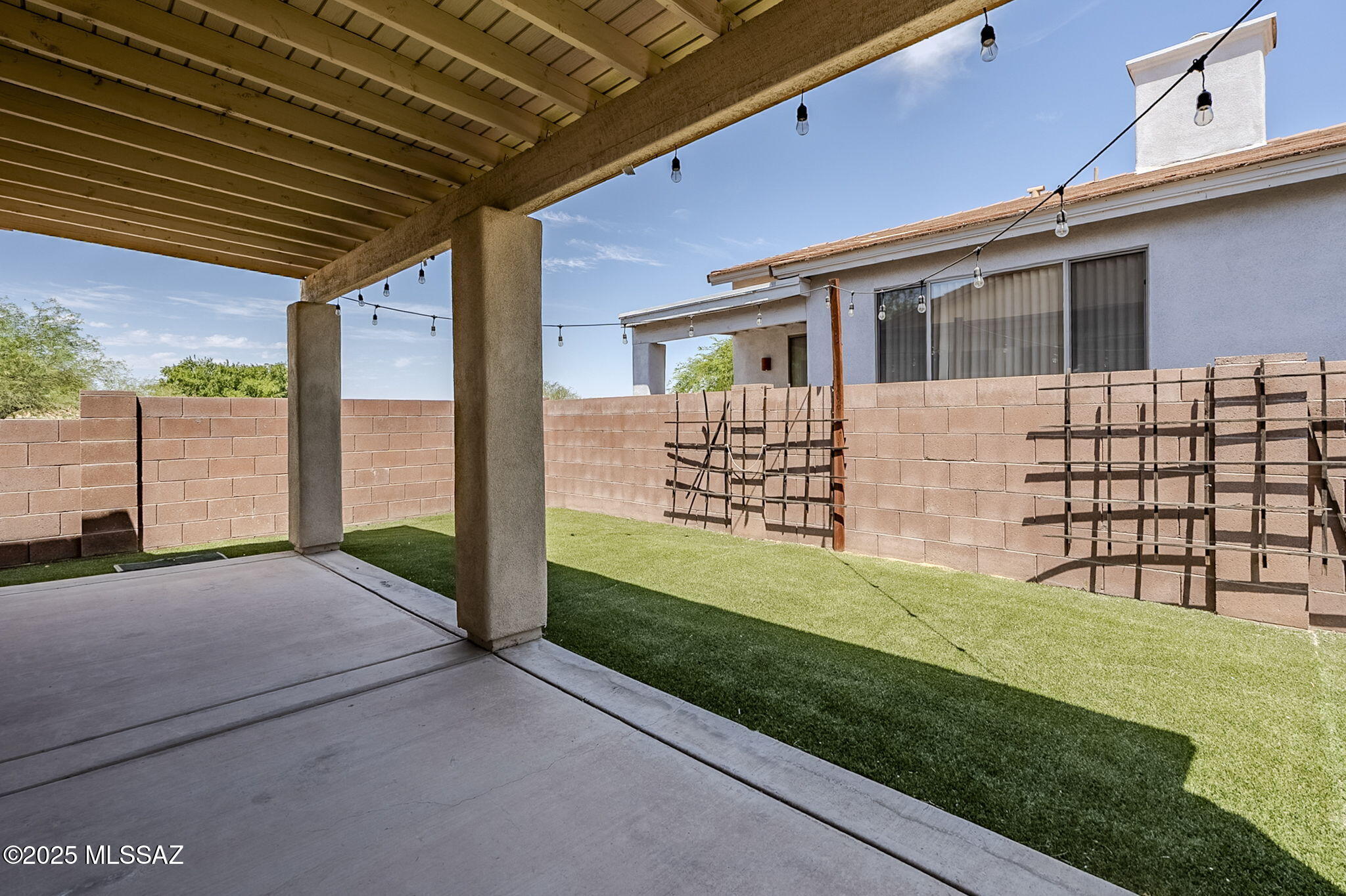 Hacienda Del Rio (1-118) - Residential