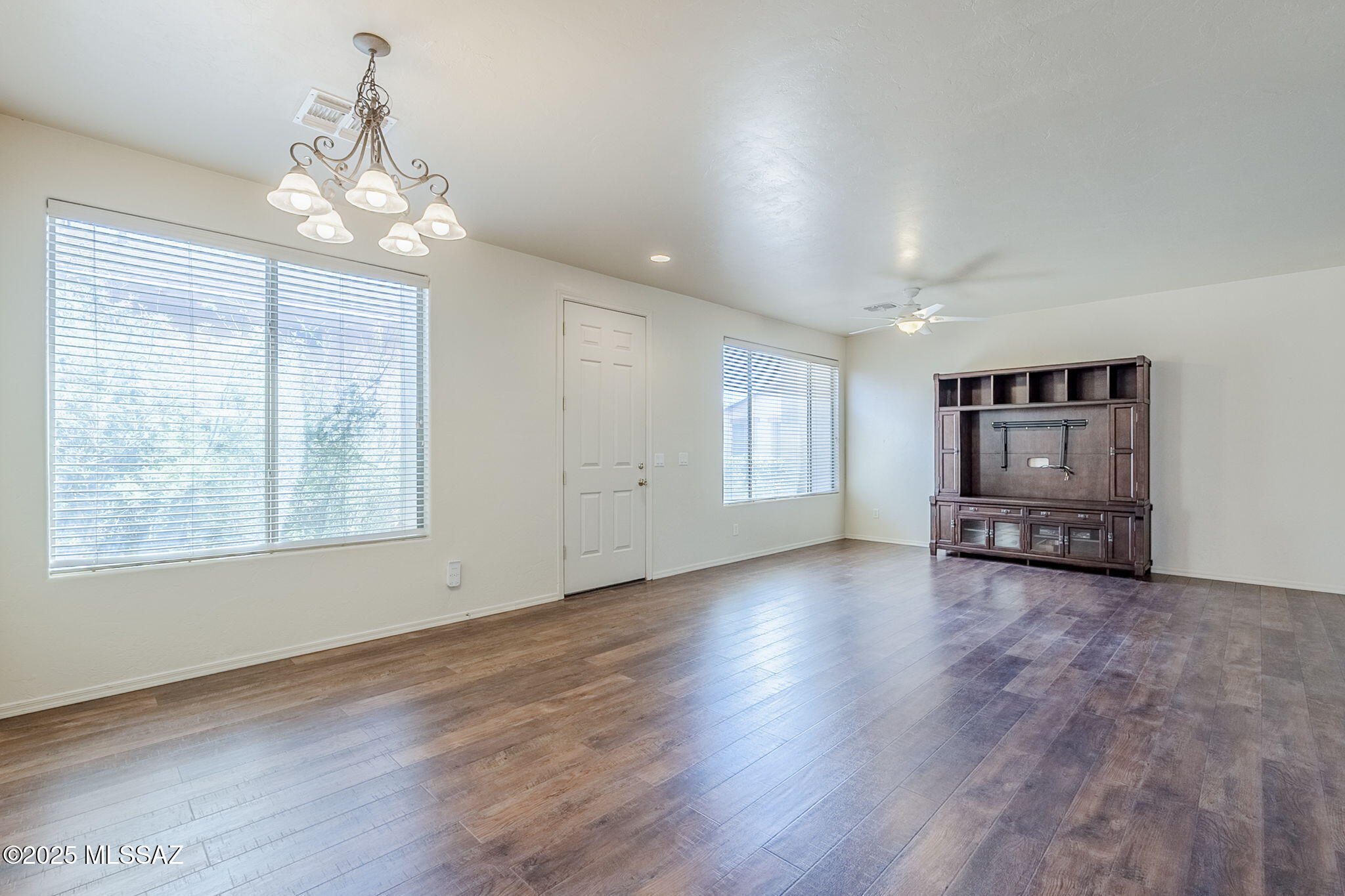 3517 N Camino La Jicarrilla