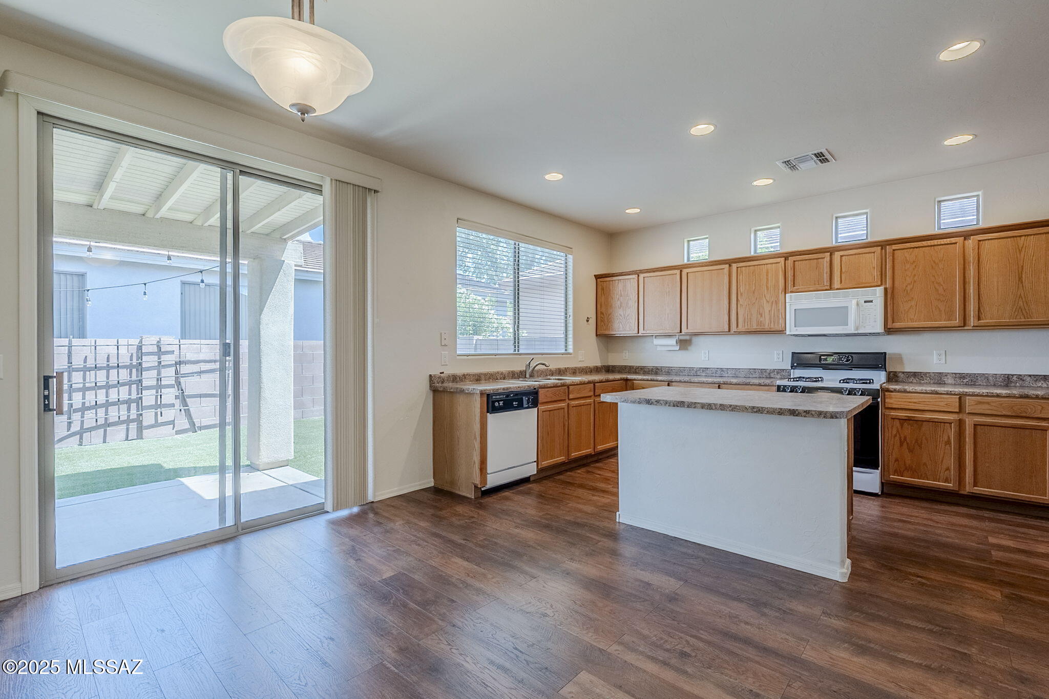 3517 N Camino La Jicarrilla