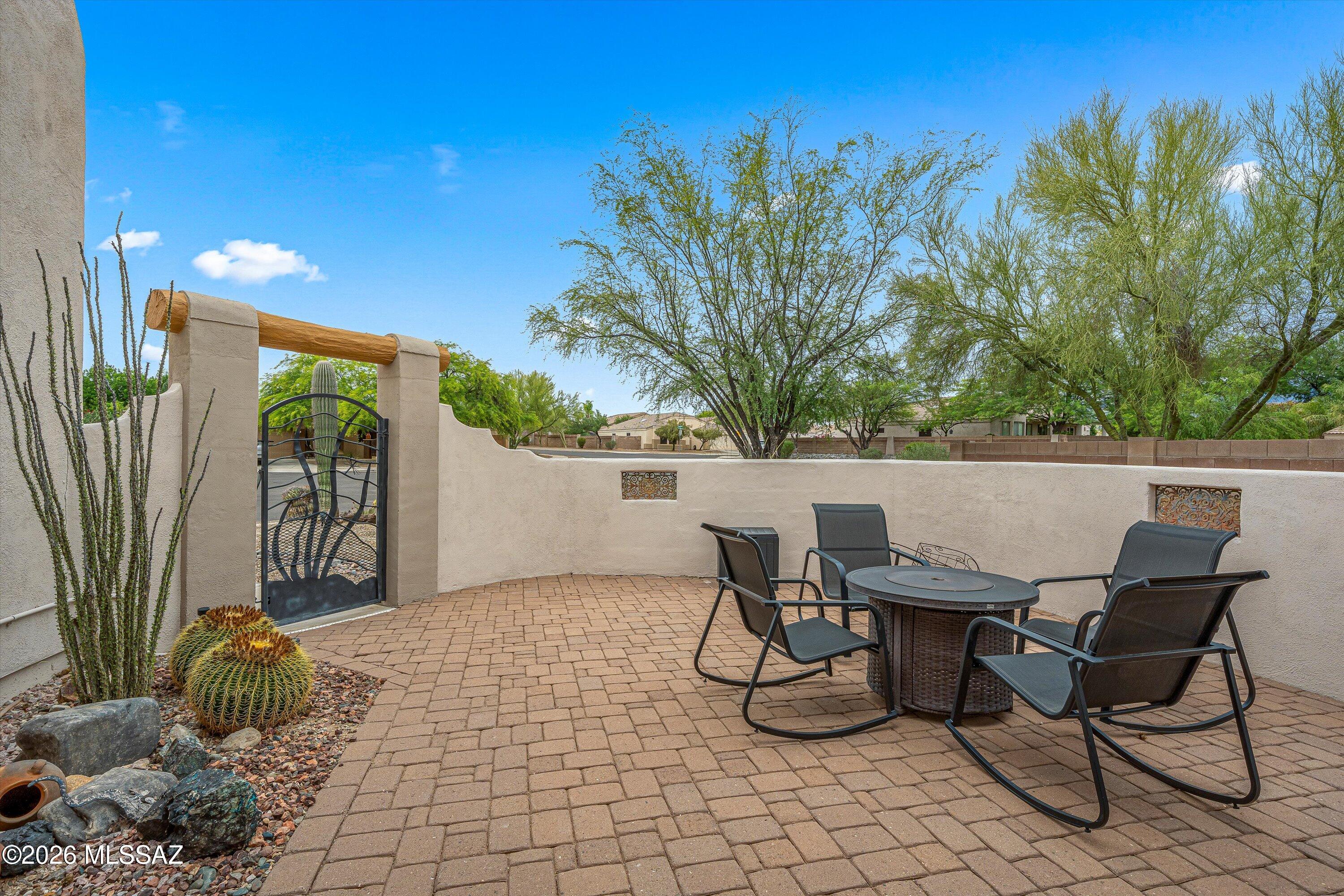 11741 N Monterra Vista Drive
