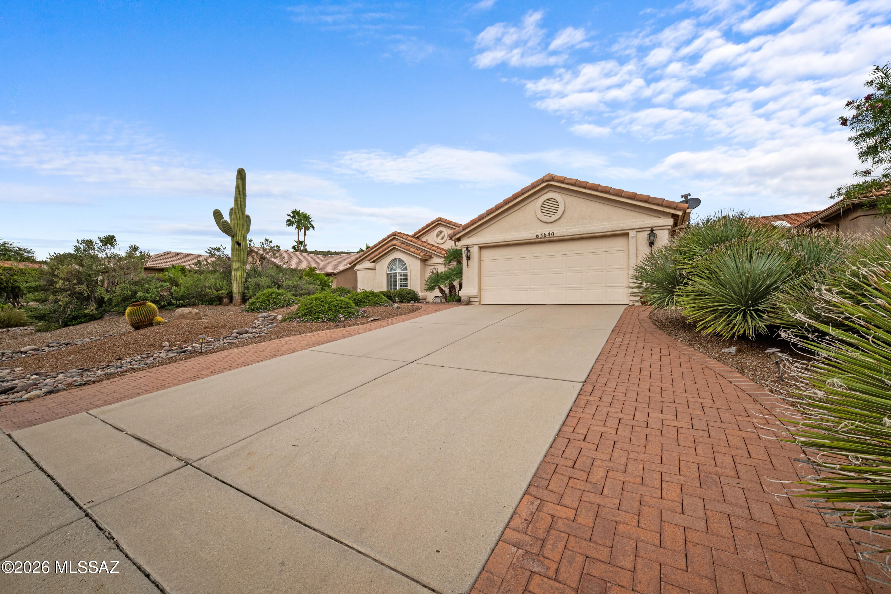 63640 E Whispering Tree Lane