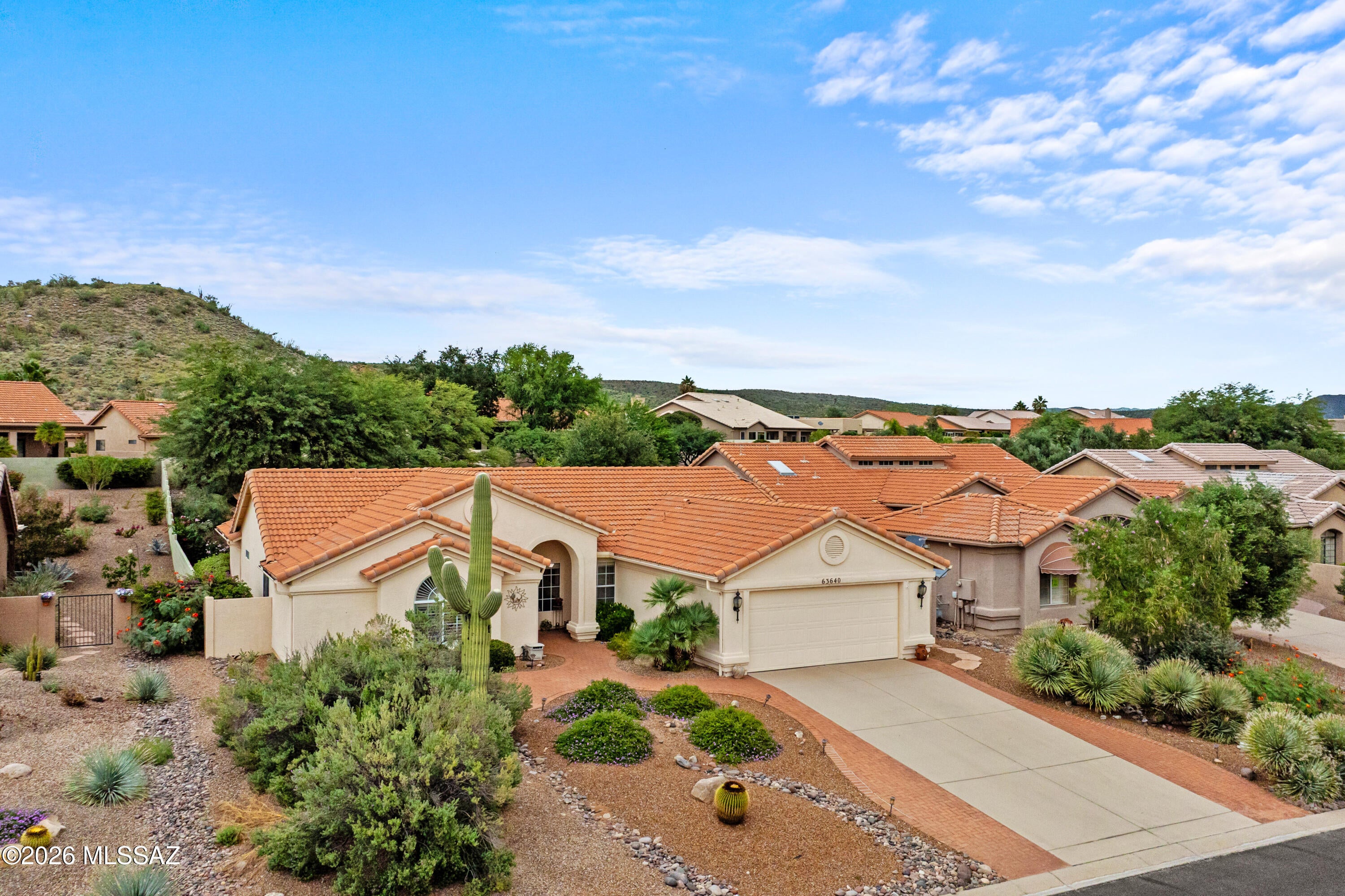 63640 E Whispering Tree Lane