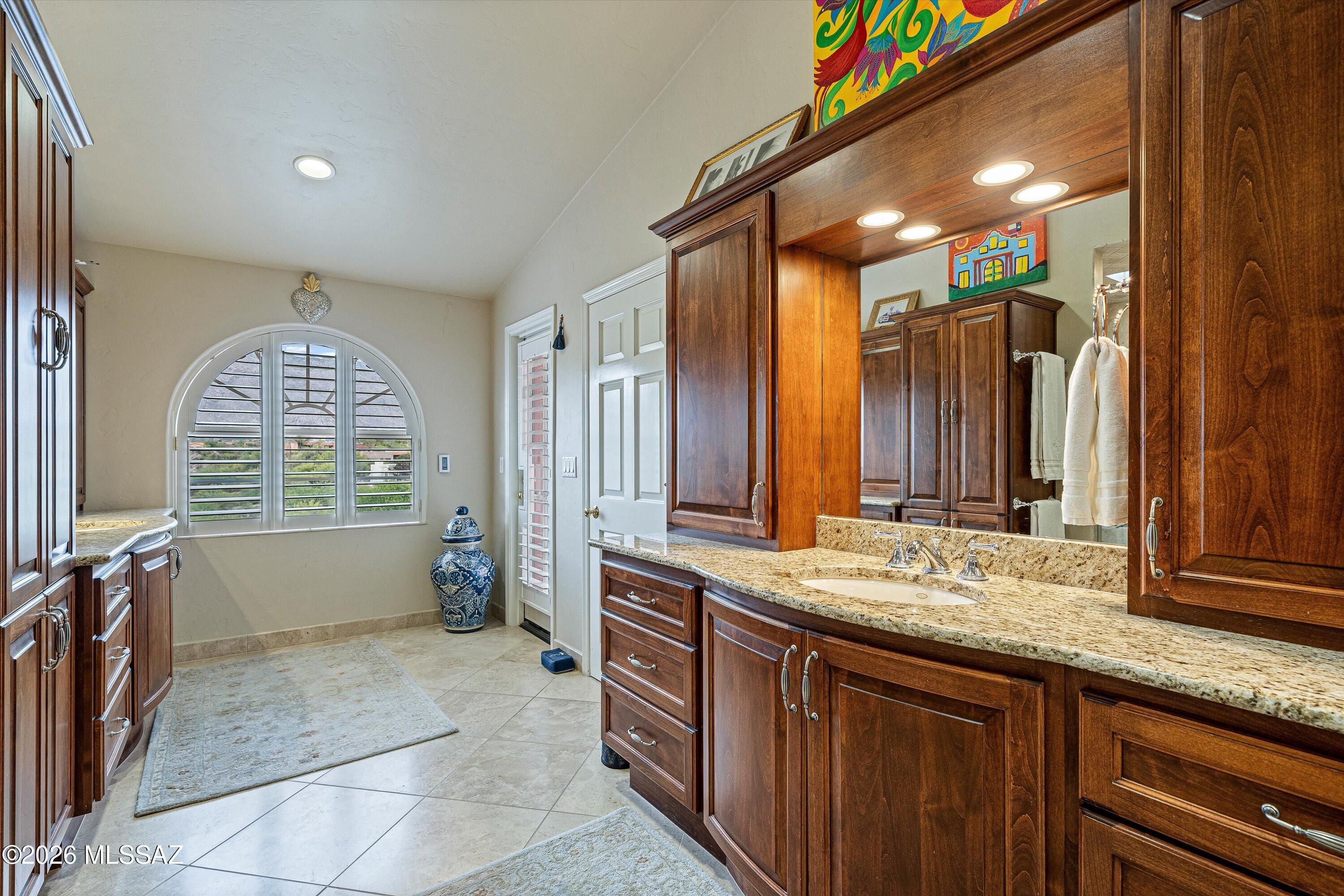 Catalina Foothills Estates NO. 10 (1-72) - Residential