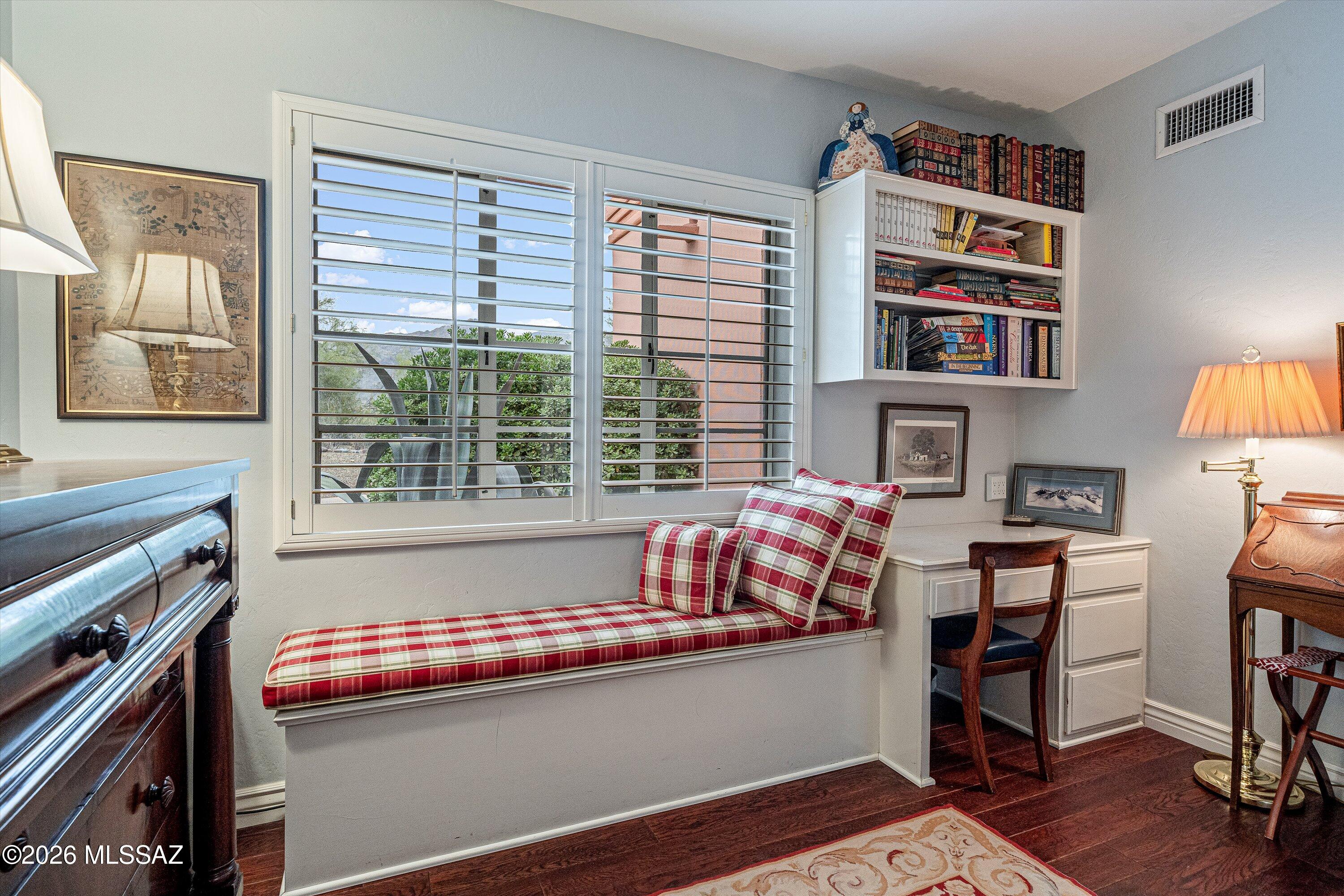 Catalina Foothills Estates NO. 10 (1-72) - Residential
