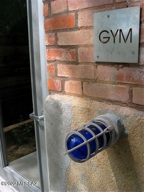 1001 E 17Th Street 105