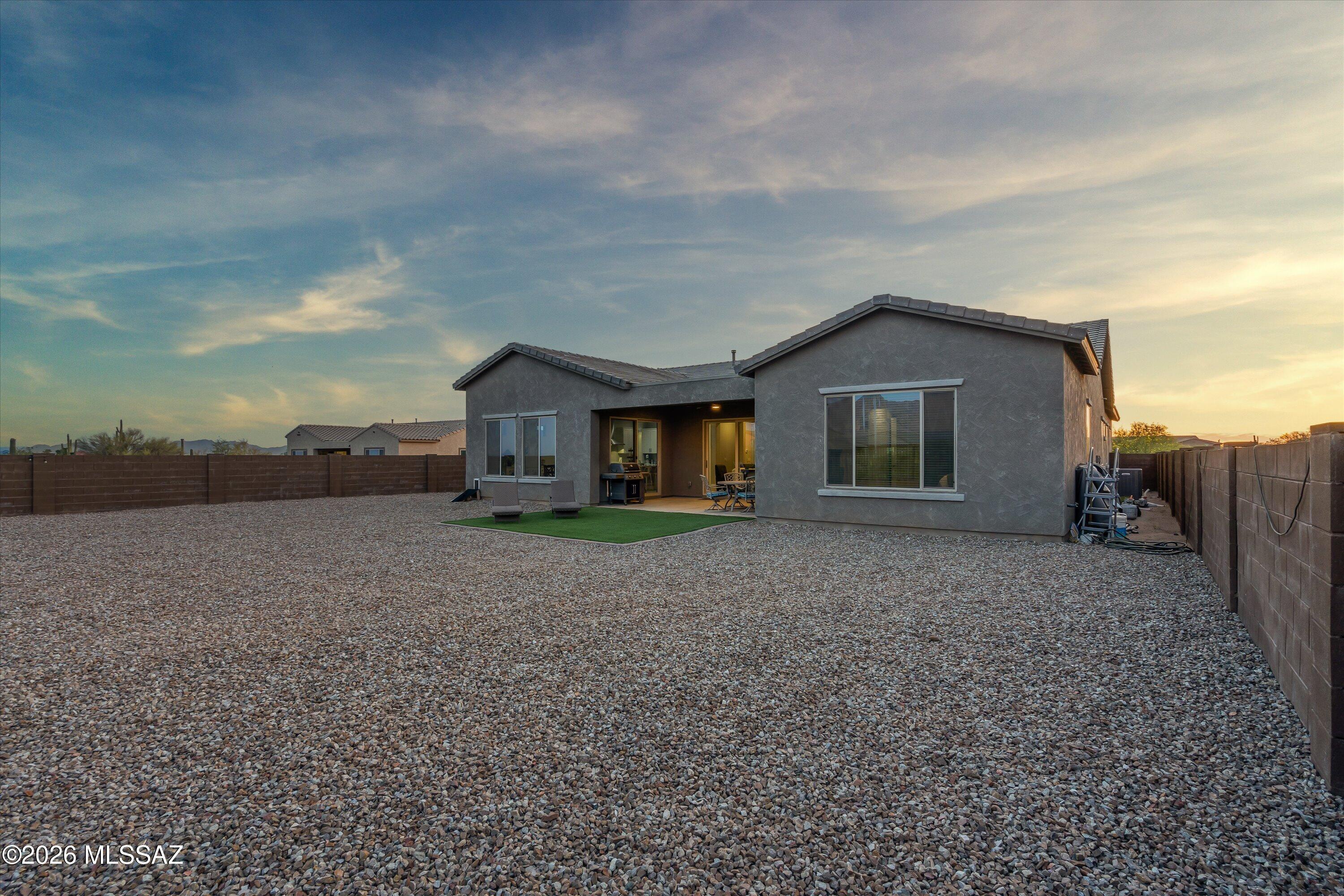 Saguaros Viejos West - Residential