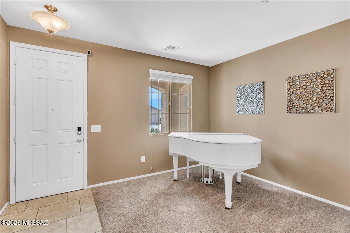 38897 S Running Roses Lane