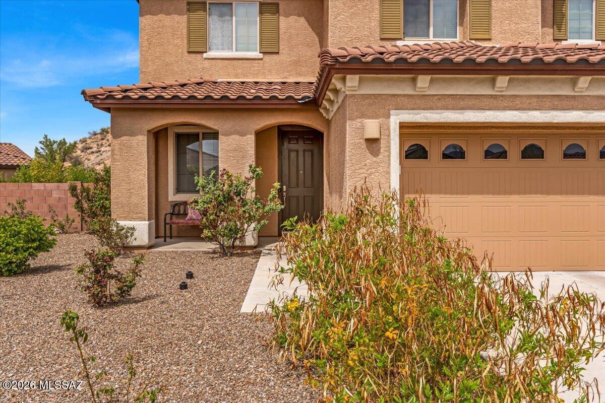 38897 S Running Roses Lane