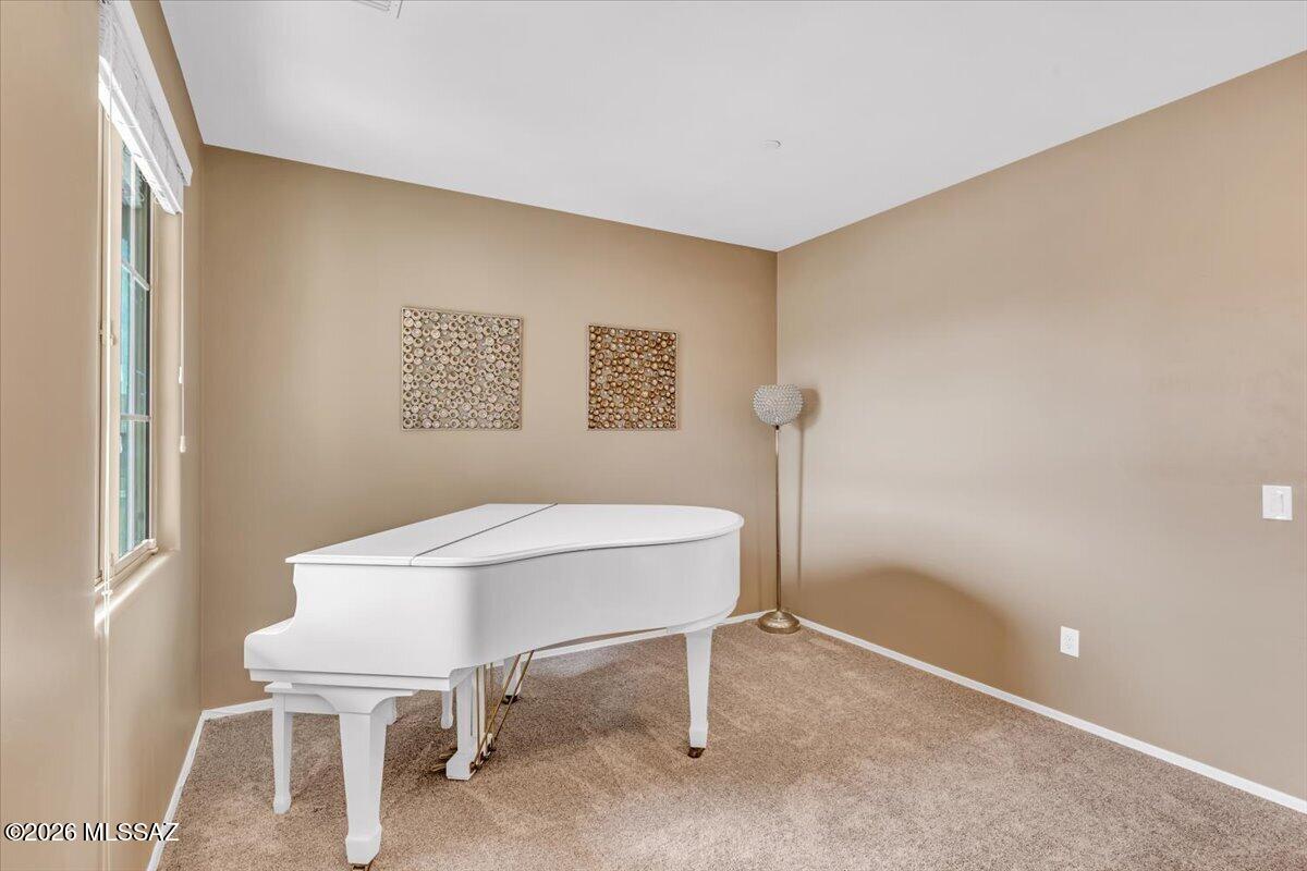 38897 S Running Roses Lane