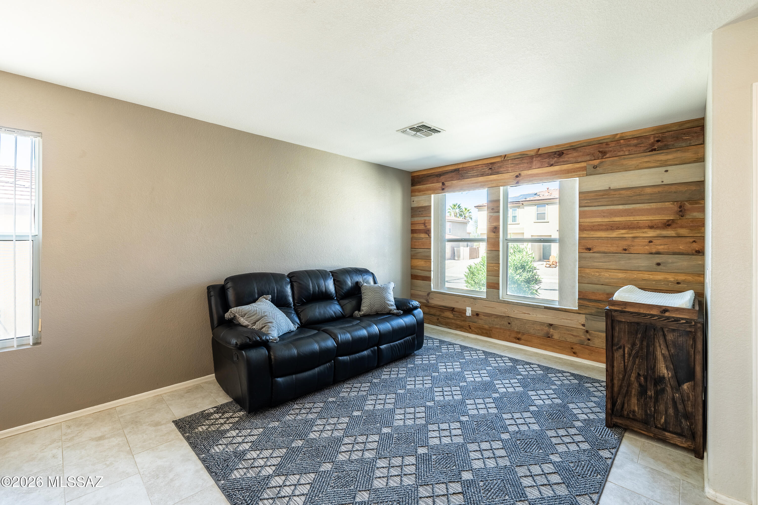 13696 E Shadow Pines Lane