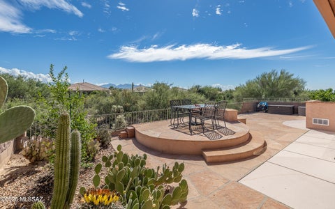 Photo of 13196 N Silver Cholla Place, Marana, AZ 85658 (MLS # 22623157)
