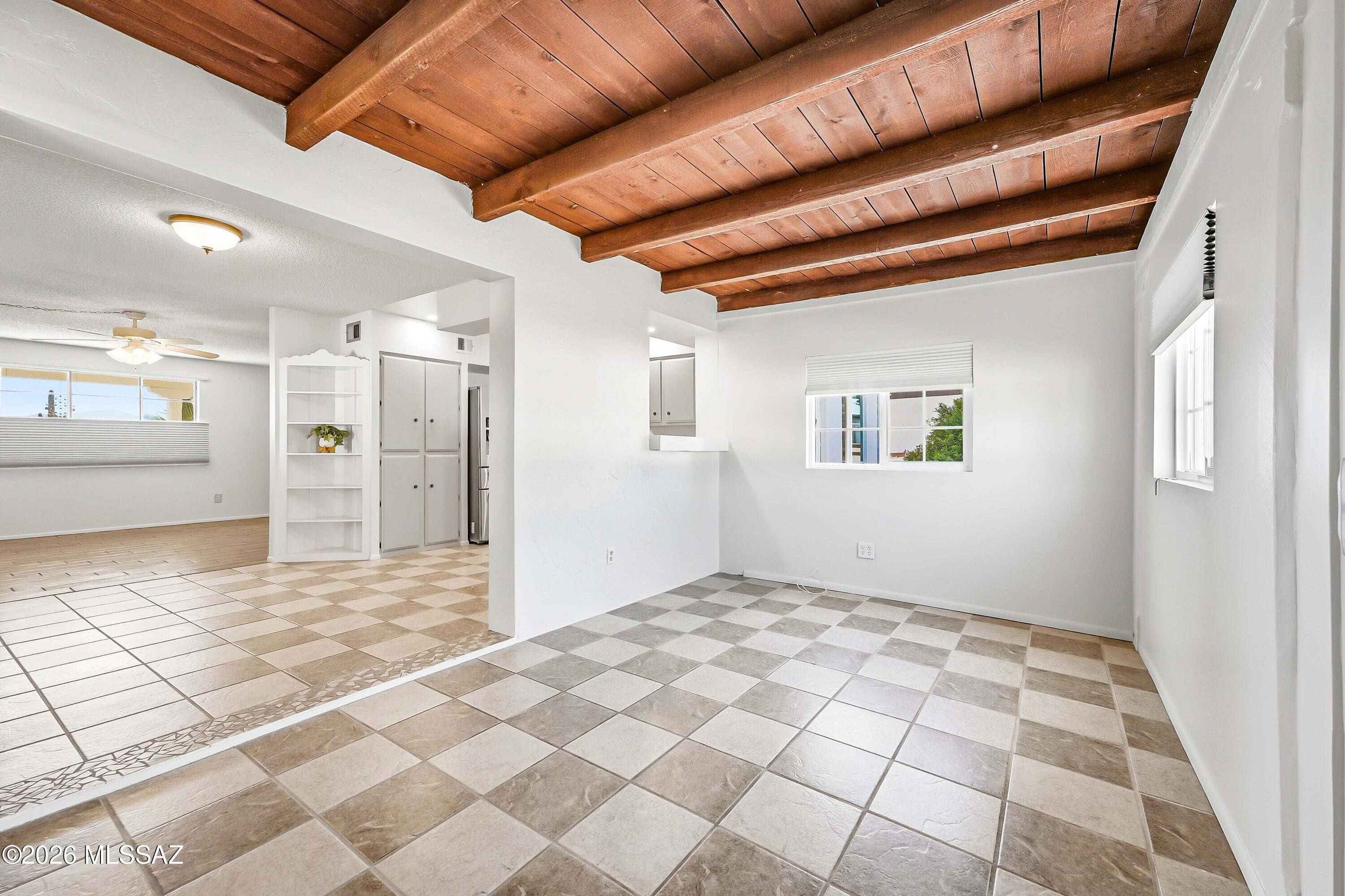 400 S Vista Del Rio