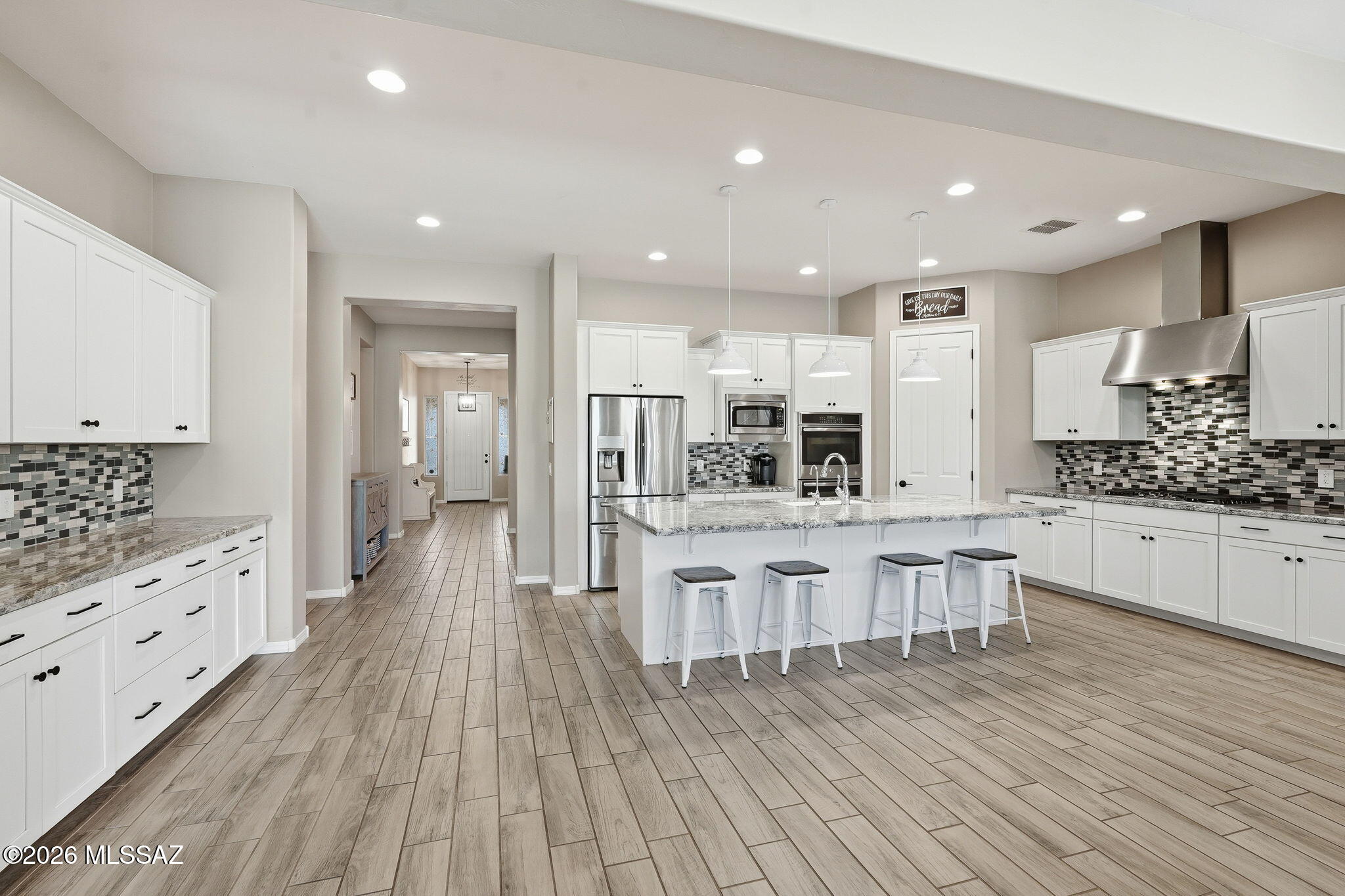 1076 W Desert Firetail Lane