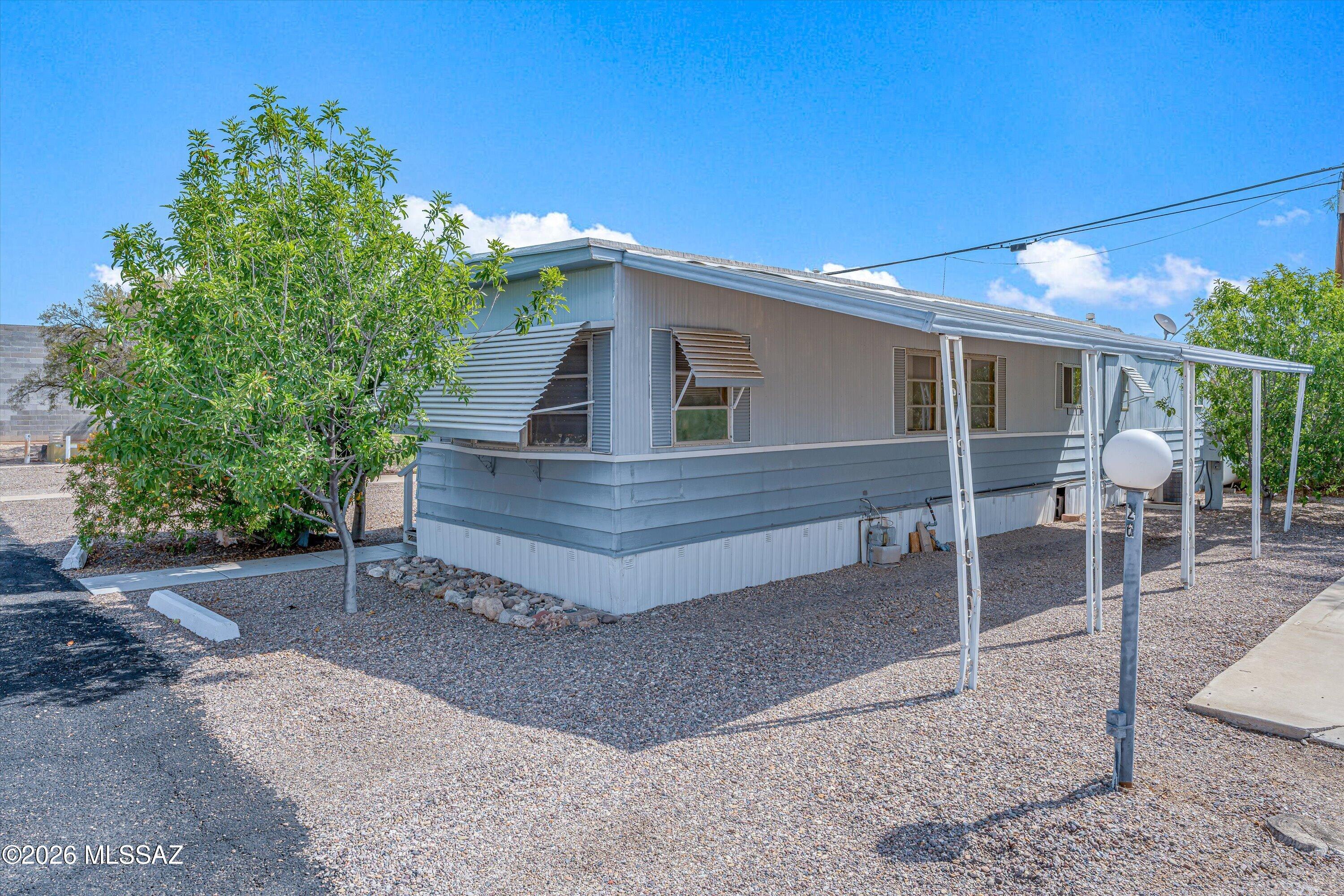 540 W Limberlost Drive E28