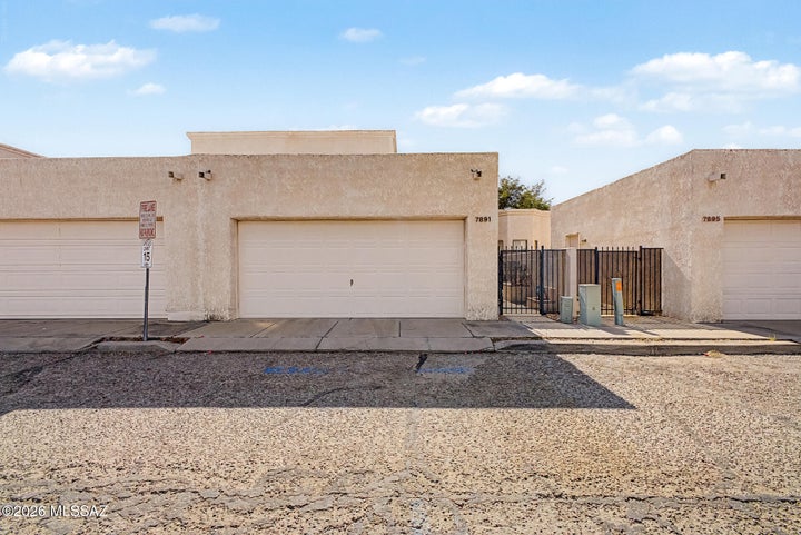 Photo 1 of 25 — 7891 E Roget Drive, Tucson, AZ 85710