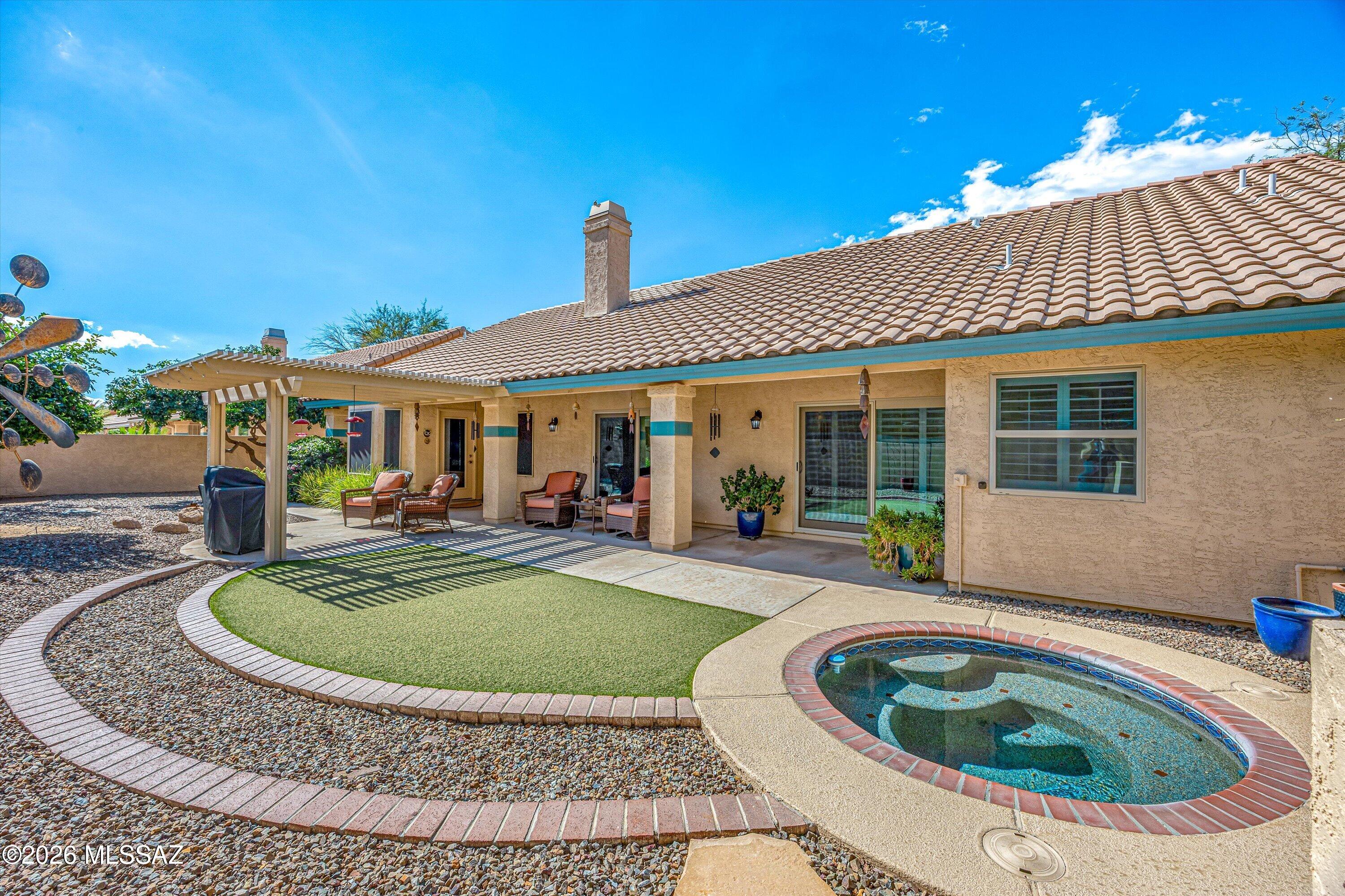 1460 E Desert Starling Lane