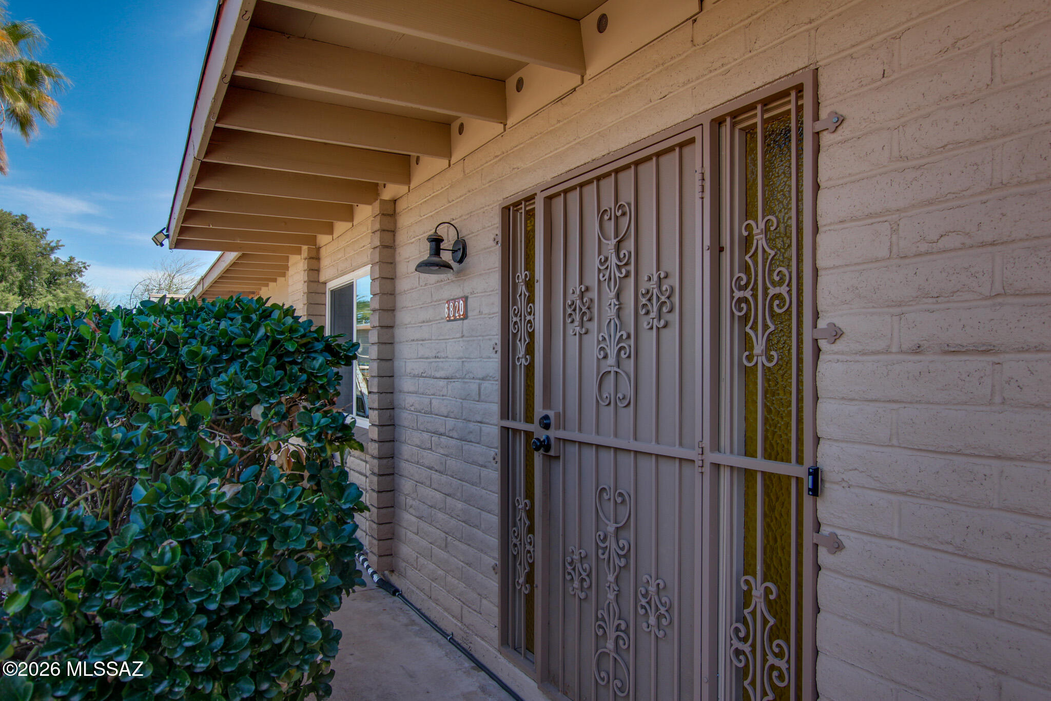 6820 E Barrow Street