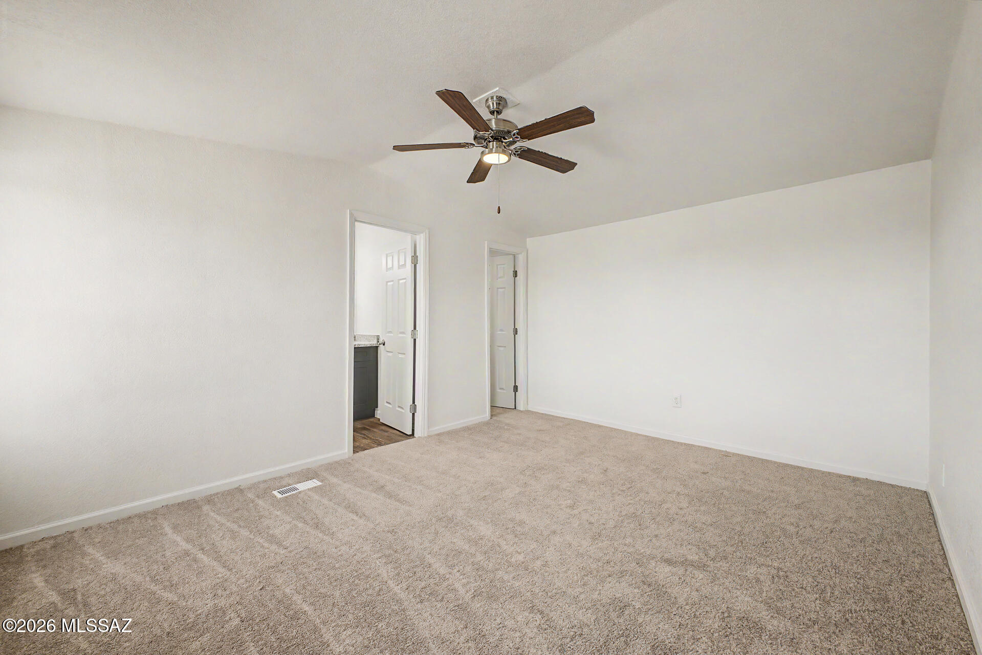Wonderland (1-25) - Residential
