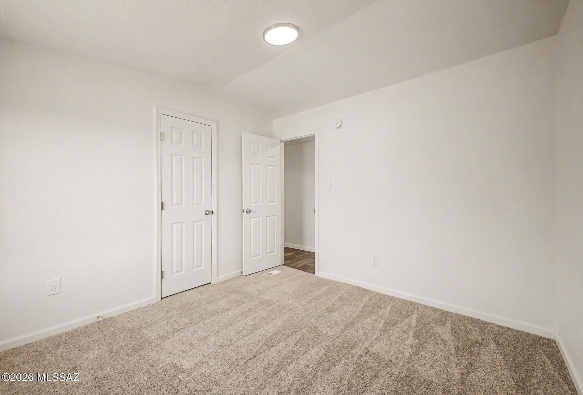 Wonderland (1-25) - Residential