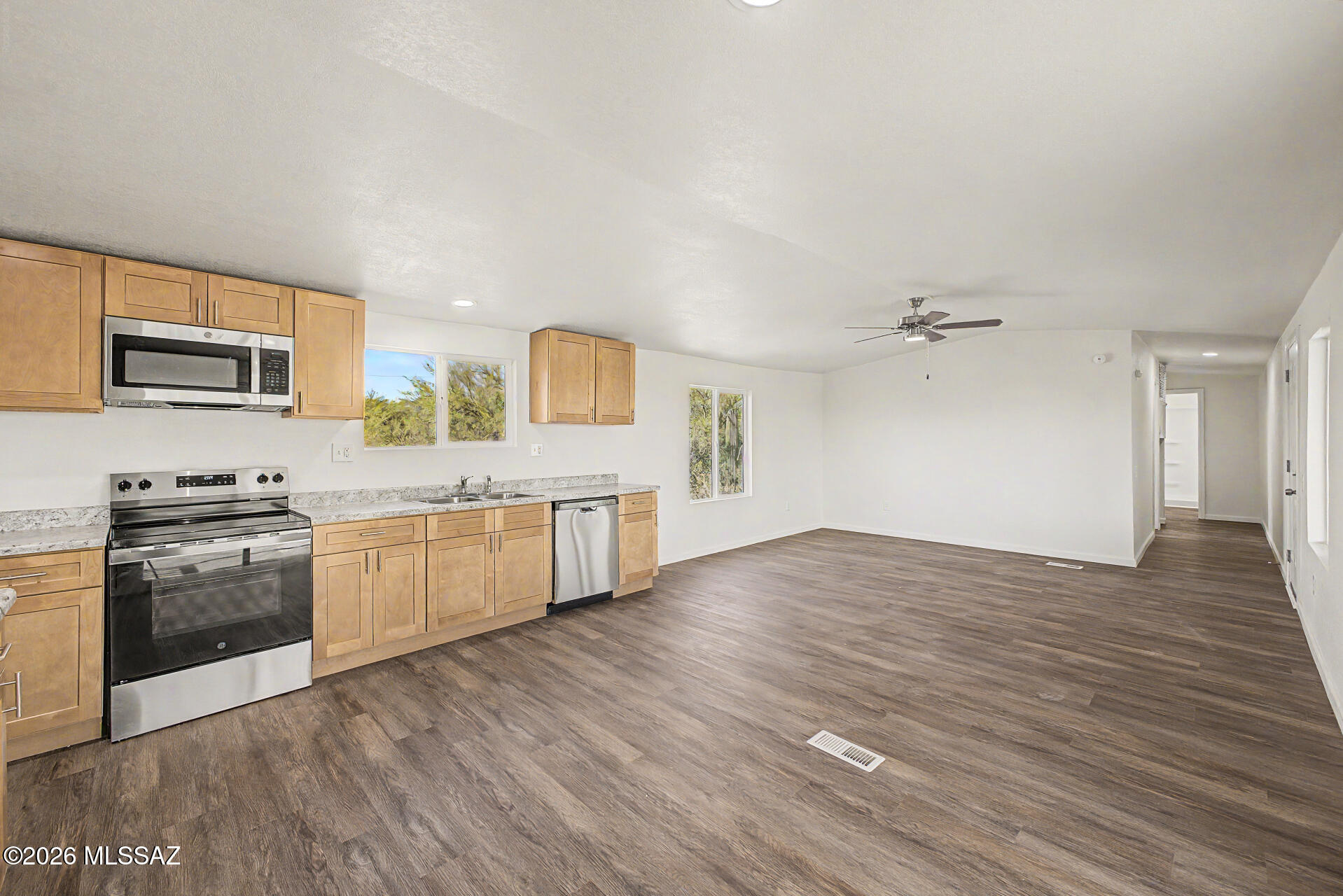 Wonderland (1-25) - Residential