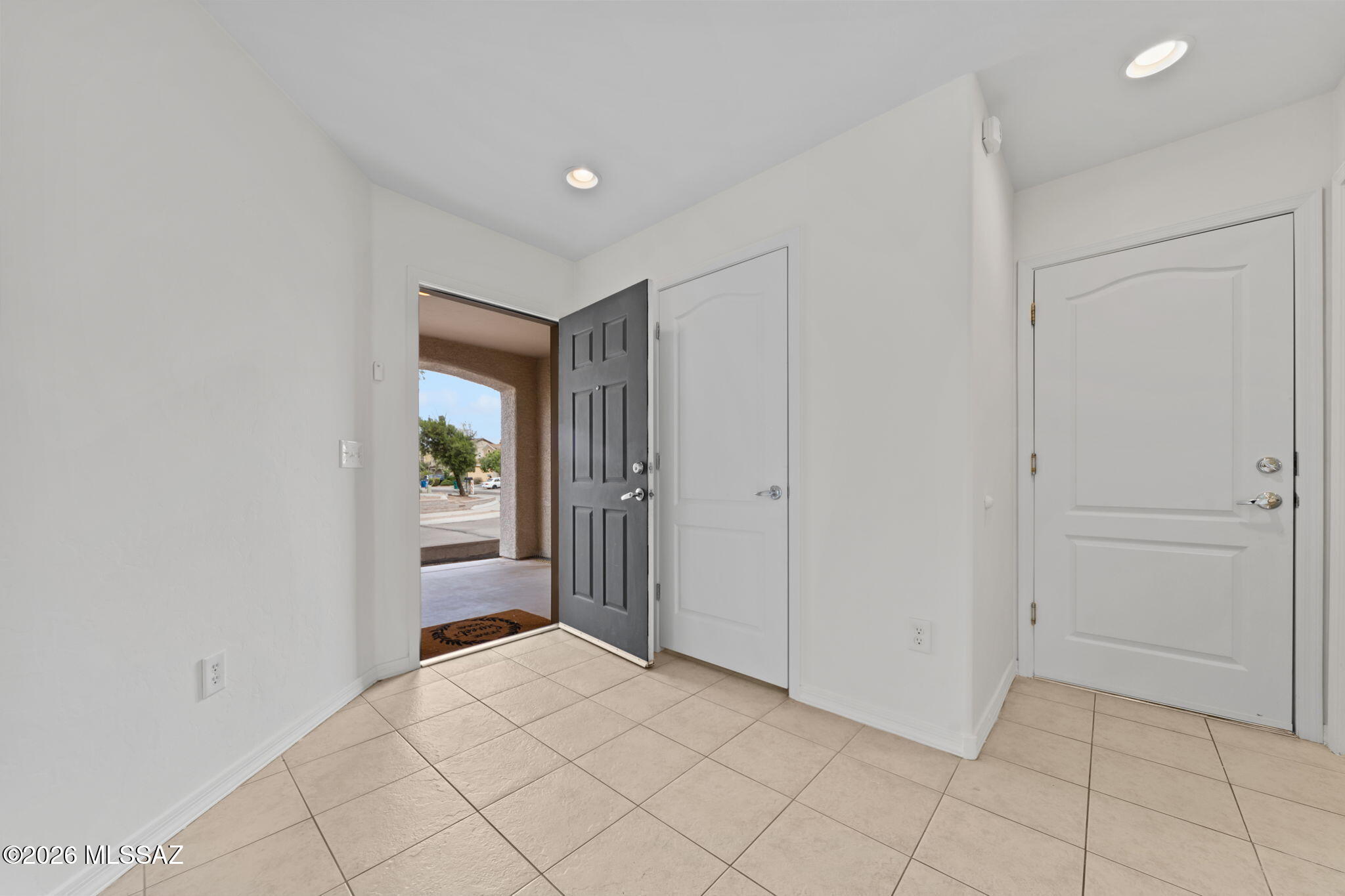 2779 W Greenstreak Drive