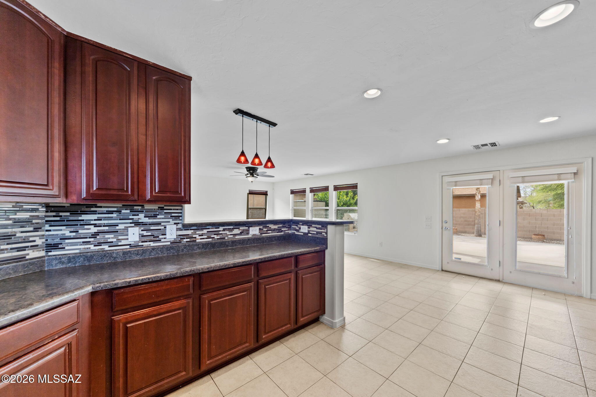 Mariposa Trail - Residential