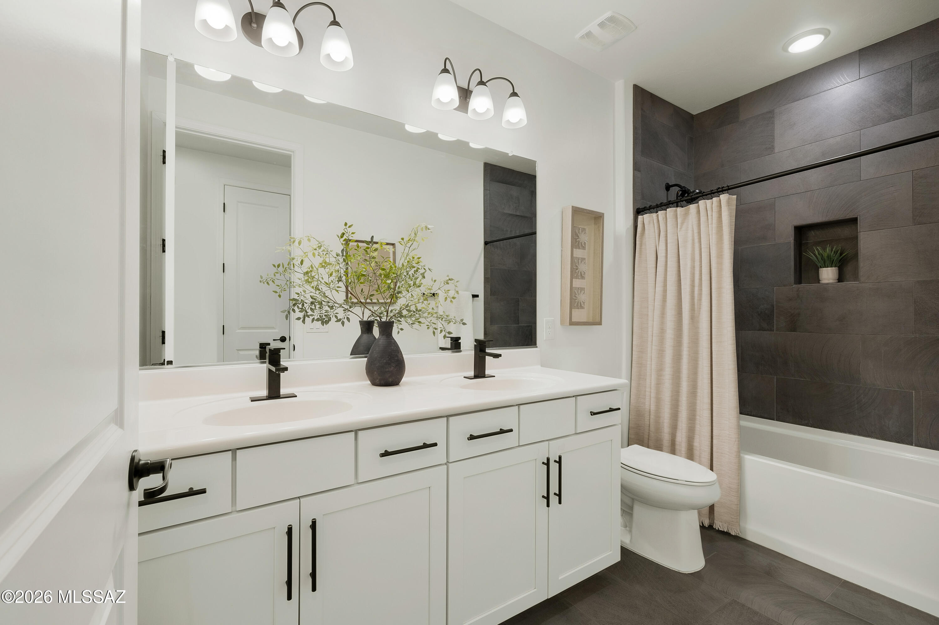 Saguaro Trails Block 1 - Residential