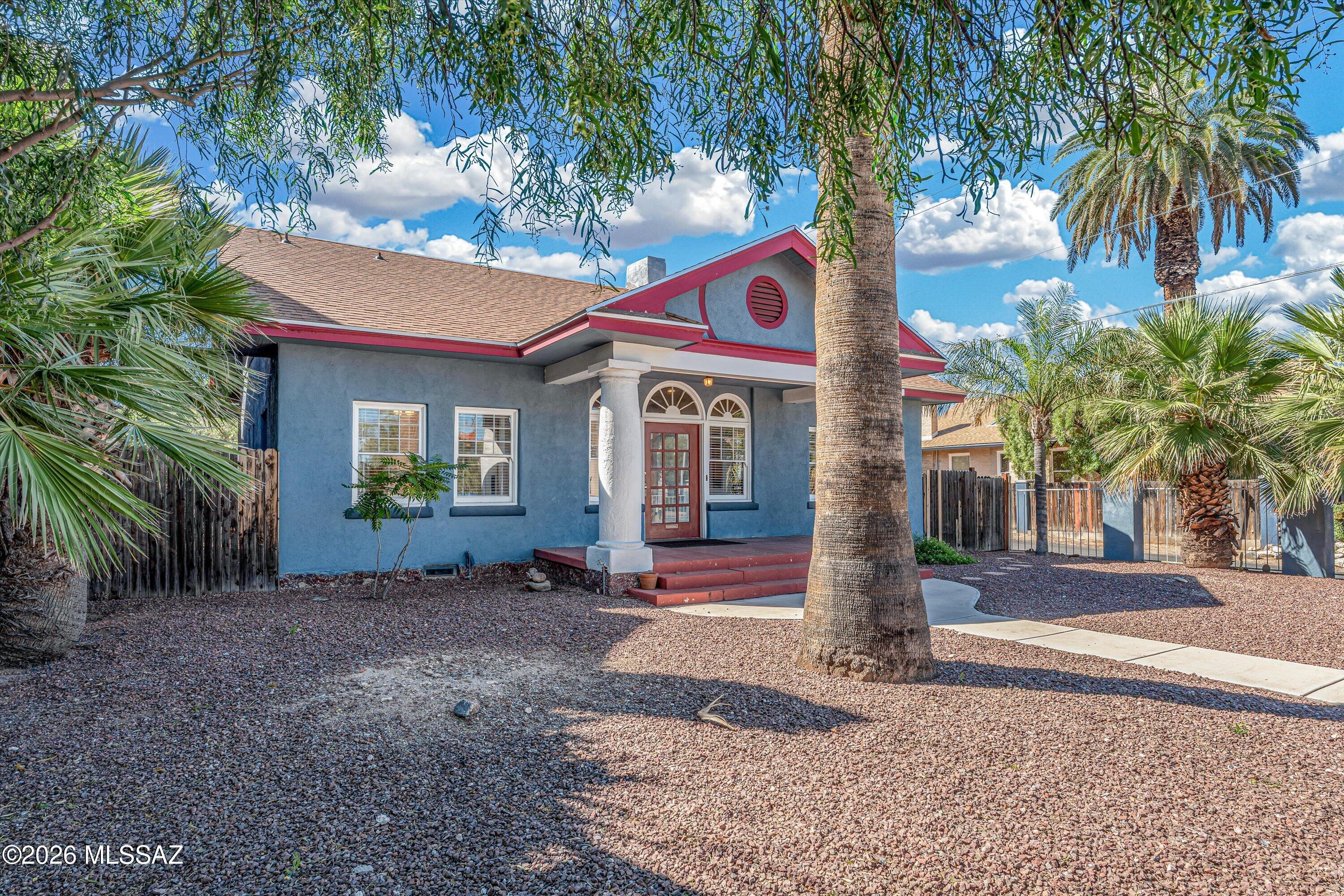 632 E University Boulevard