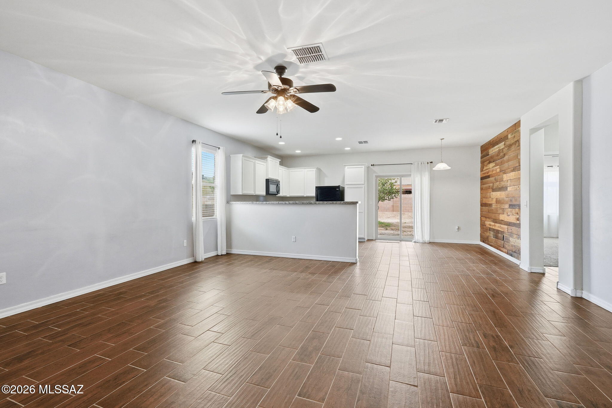 11382 W Folsom Point