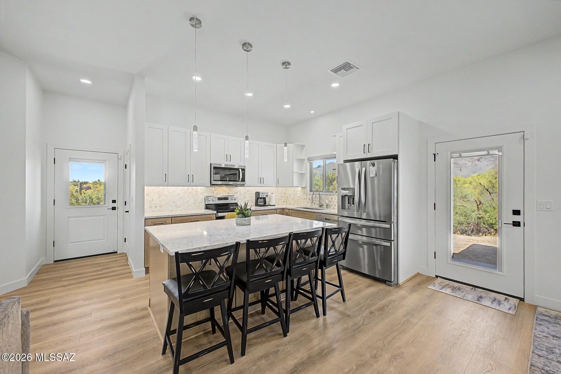 Catalina Foothills Estates NO. 7 (250-314) - Residential Income