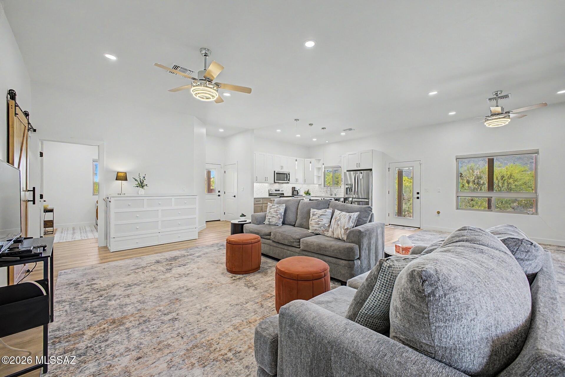 Catalina Foothills Estates NO. 7 (250-314) - Residential Income
