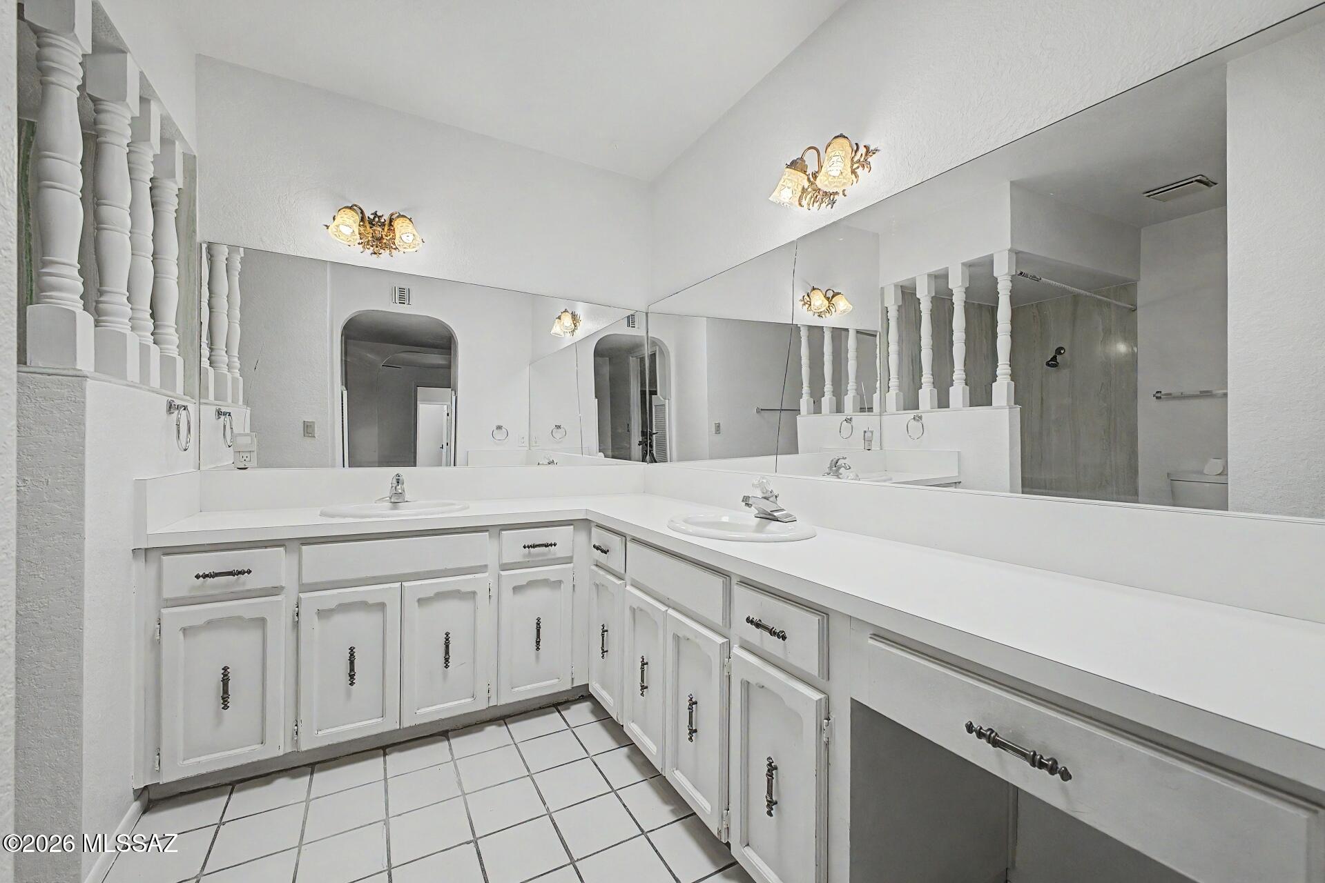Catalina Foothills Estates NO. 7 (250-314) - Residential Income