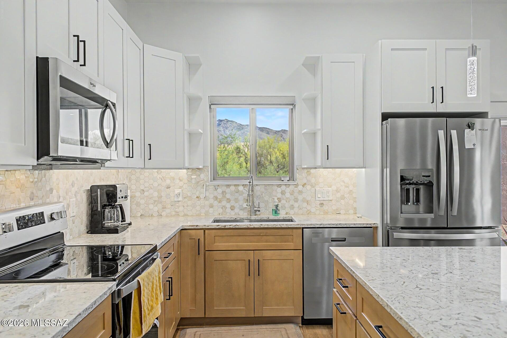 Catalina Foothills Estates NO. 7 (250-314) - Residential Income