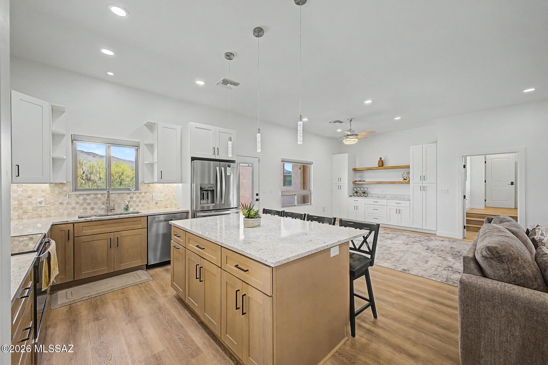 Catalina Foothills Estates NO. 7 (250-314) - Residential Income