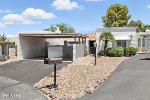 Photo of 2154 N Calle De Vida, Tucson, AZ 85715 (MLS # 22606127)