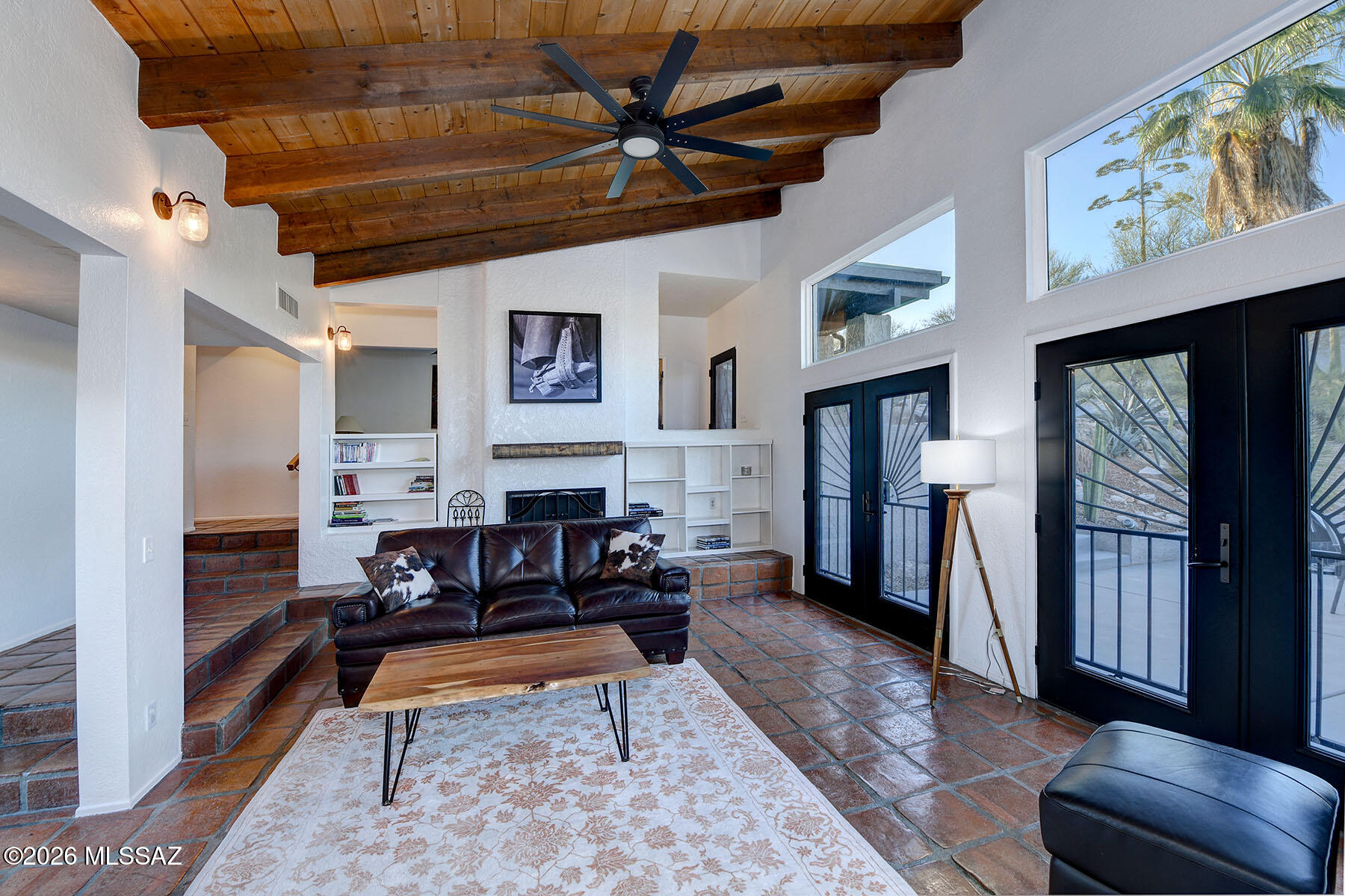 6036 E Paseo Cimarron