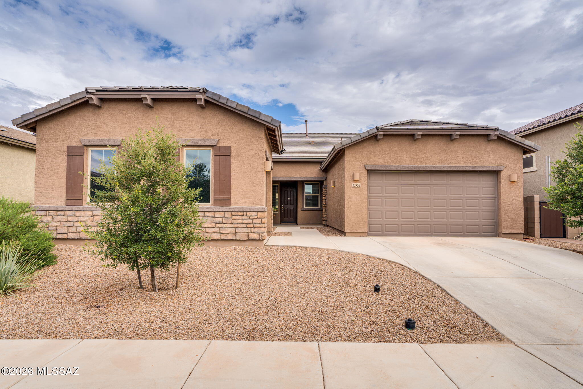 10955 W Radcliff Drive