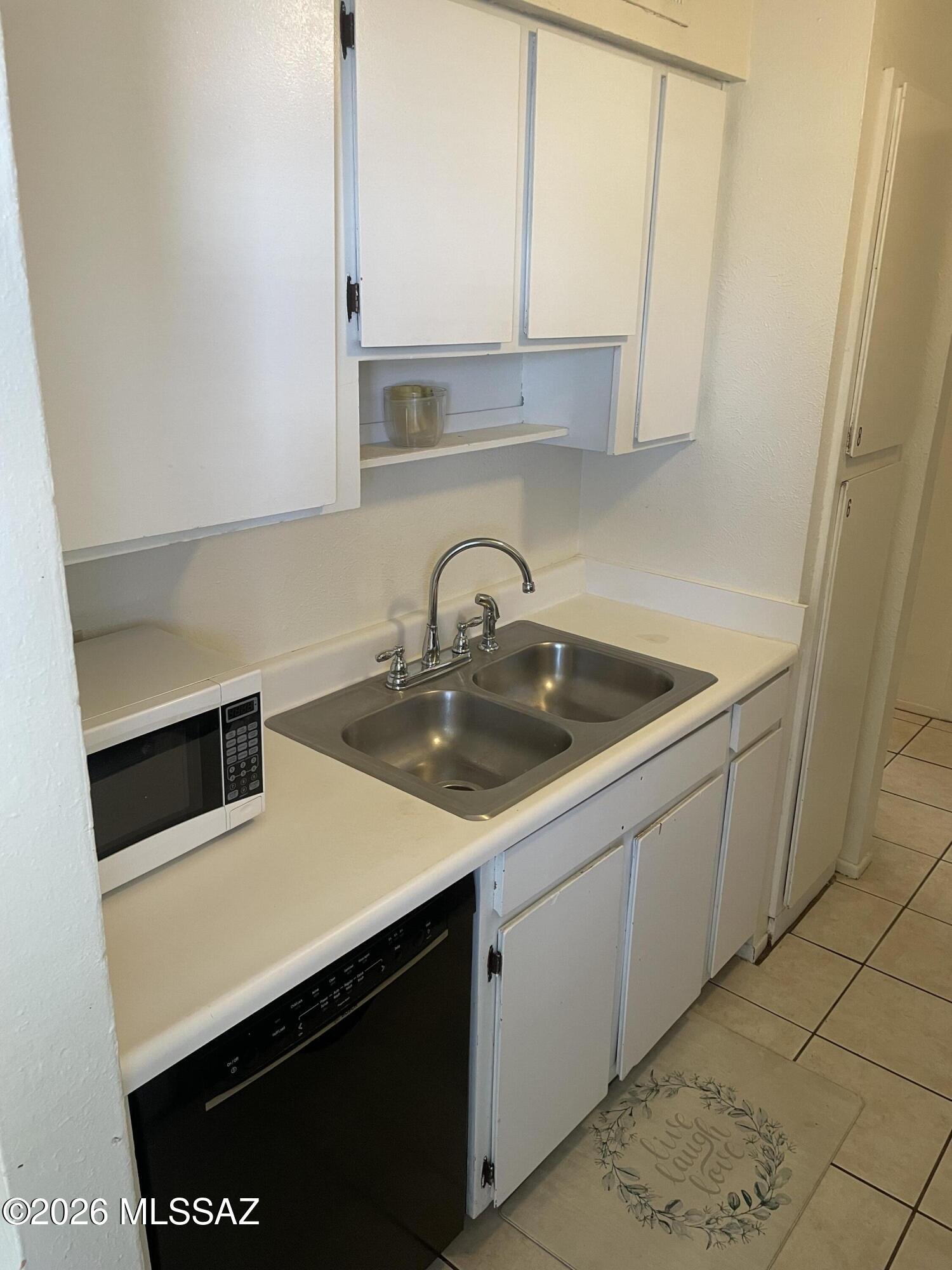 1620 N Wilmot Road UNIT L107